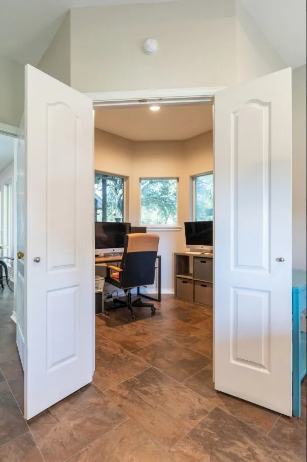 Single Family Residence For Rent in Taylor County , 364 Alexandra Drive, Tuscola, Texas 79562, 3 Bedrooms, 3 Bathrooms, 2 Garage spaces, 2,934 Sqft, built in 2000, Price $7,000, mls#21310863, Real Estate Agent in Tuscola, Homes For Rent in Taylor county, Homes For Rent in Tuscola, Realtor in Tuscola Texas, Real Estate Brokerage Independent Realty Texas, Luminita Cordes Realtor