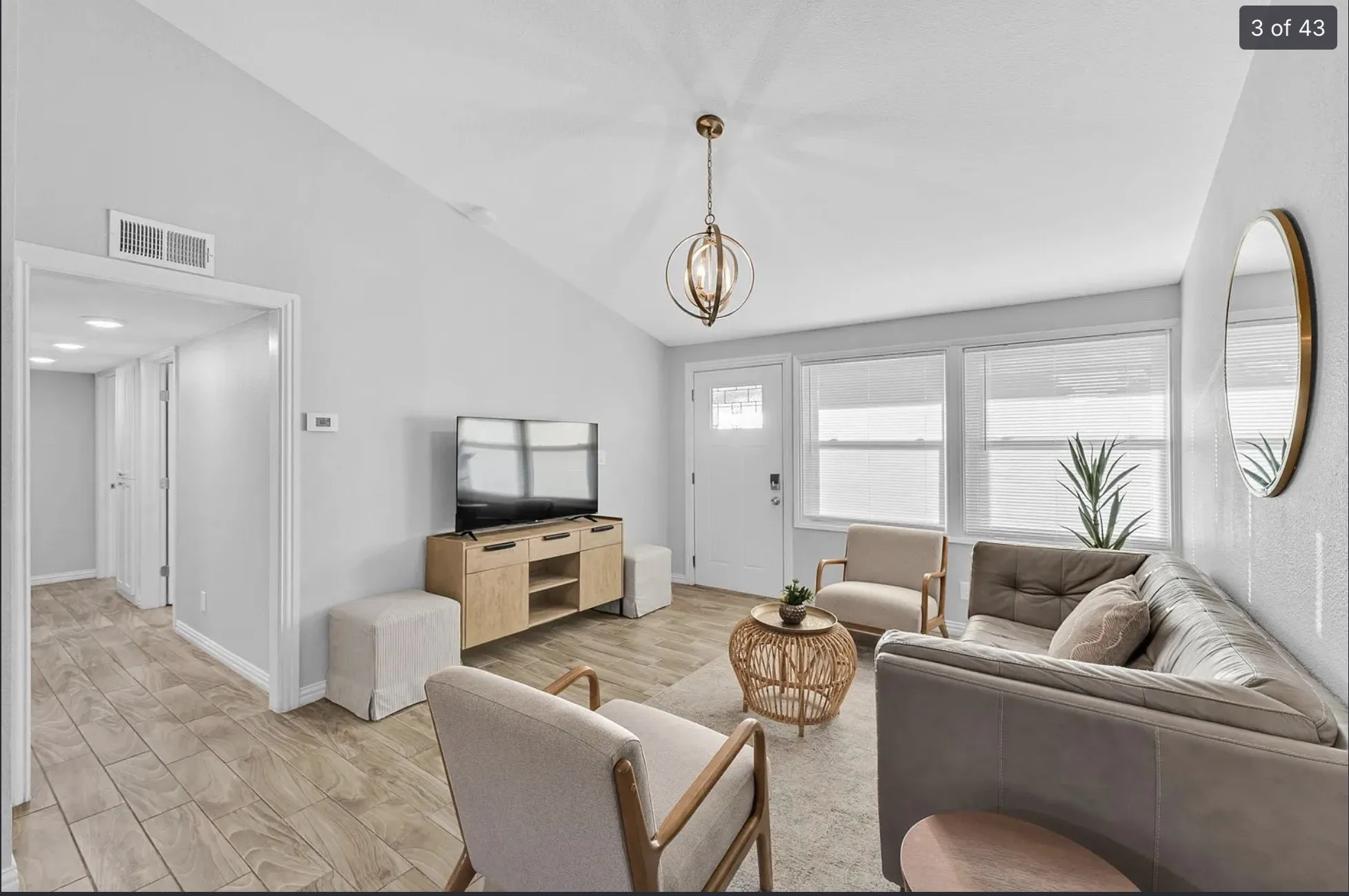 Single Family Residence For Rent in Dallas County , 13506 Castleton Drive, Farmers Branch, Texas 75234, 3 Bedroom, 2 Bathroom, 1 Garage spaces, 1,147 Sqft, built in 1960, mls#21310858, Real Estate Agent in Farmers Branch, Homes For Rent in Dallas county, Homes For Rent in Farmers Branch, Realtor in Farmers Branch Texas, Real Estate Brokerage Independent Realty Texas, Luminita Cordes Realtor