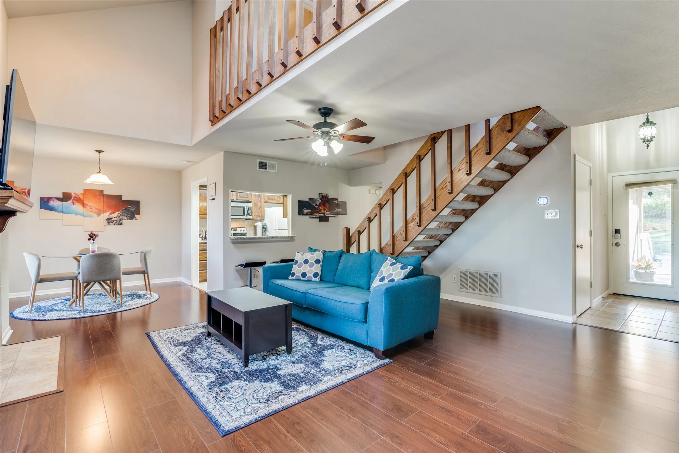 Condominium For Sale in Rockwall County , 1028 Signal Ridge Place, Rockwall, Texas 75032, 3 Bedroom, 2 Bathroom, Garage spaces, 1,643 Sqft, built in 1984, mls#21310732, Real Estate Agent in Rockwall, Homes For Sale in Rockwall county, Homes For Sale in Rockwall, Realtor in Rockwall Texas, Real Estate Brokerage Independent Realty Texas, Luminita Cordes Realtor