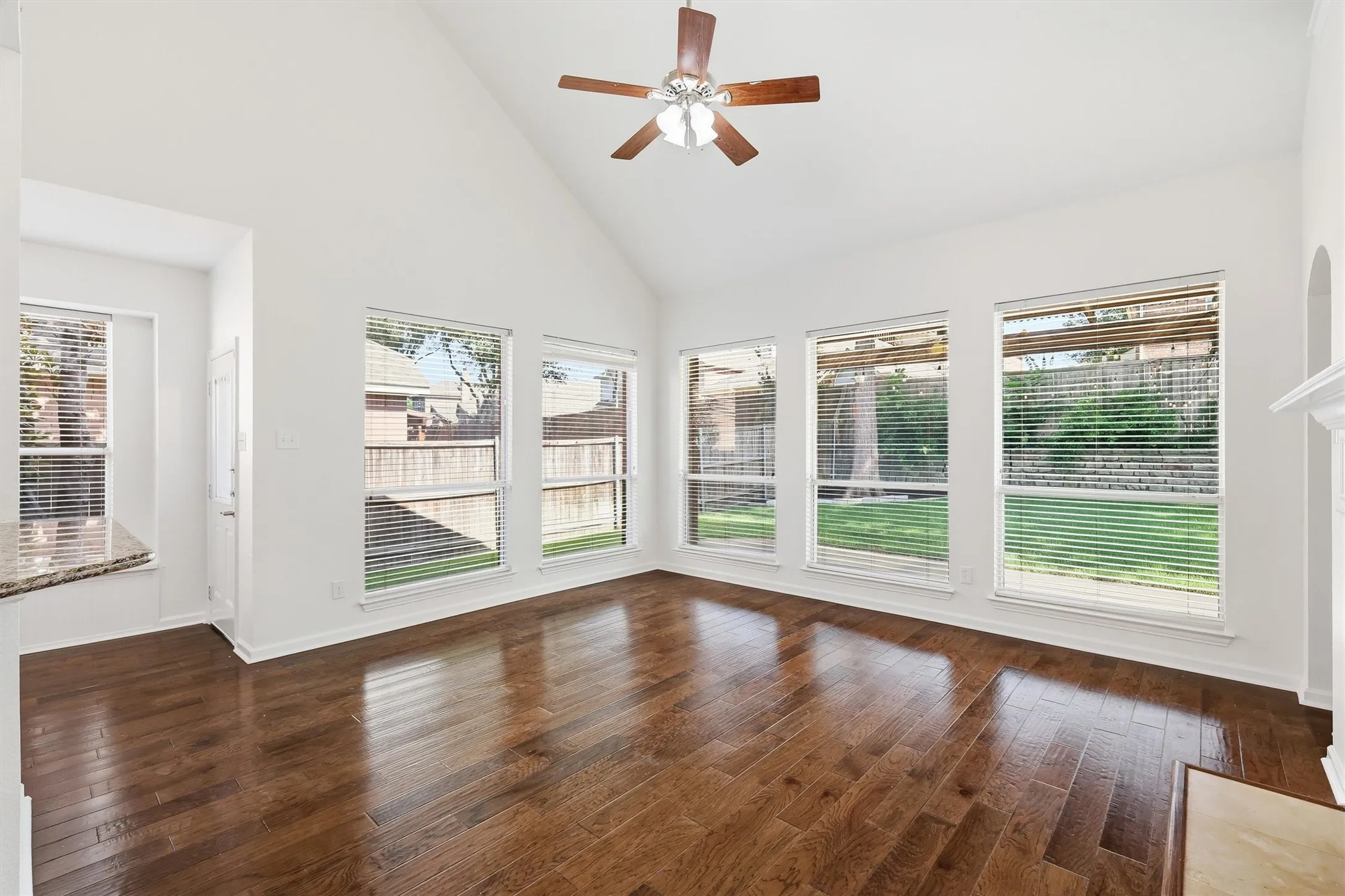 Single Family Residence For Sale in Denton County , 3631 Appalachian Way, Flower Mound, Texas 75022, 4 Bedroom, 3 Bathroom, 2 Garage spaces, 2,374 Sqft, built in 1997, mls#21309876, Real Estate Agent in Flower Mound, Homes For Sale in Denton county, Homes For Sale in Flower Mound, Realtor in Flower Mound Texas, Real Estate Brokerage Independent Realty Texas, Luminita Cordes Realtor