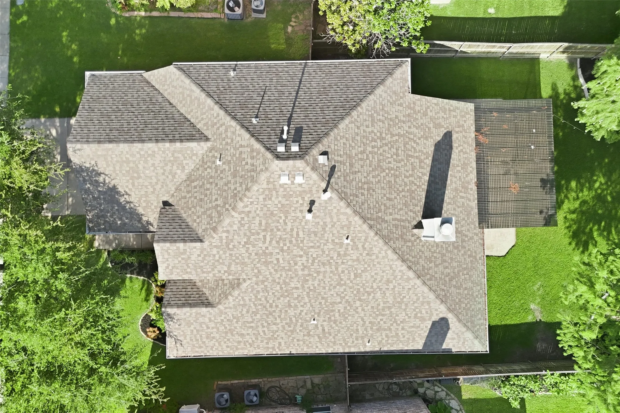 Single Family Residence For Sale in Denton County , 3631 Appalachian Way, Flower Mound, Texas 75022, 4 Bedroom, 3 Bathroom, 2 Garage spaces, 2,374 Sqft, built in 1997, mls#21309876, Real Estate Agent in Flower Mound, Homes For Sale in Denton county, Homes For Sale in Flower Mound, Realtor in Flower Mound Texas, Real Estate Brokerage Independent Realty Texas, Luminita Cordes Realtor
