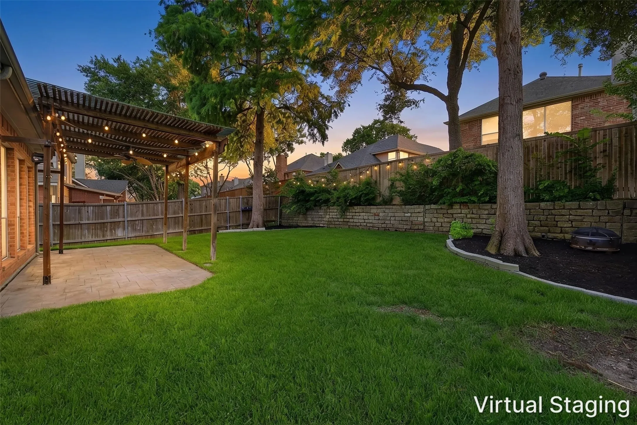 Single Family Residence For Sale in Denton County , 3631 Appalachian Way, Flower Mound, Texas 75022, 4 Bedroom, 3 Bathroom, 2 Garage spaces, 2,374 Sqft, built in 1997, mls#21309876, Real Estate Agent in Flower Mound, Homes For Sale in Denton county, Homes For Sale in Flower Mound, Realtor in Flower Mound Texas, Real Estate Brokerage Independent Realty Texas, Luminita Cordes Realtor