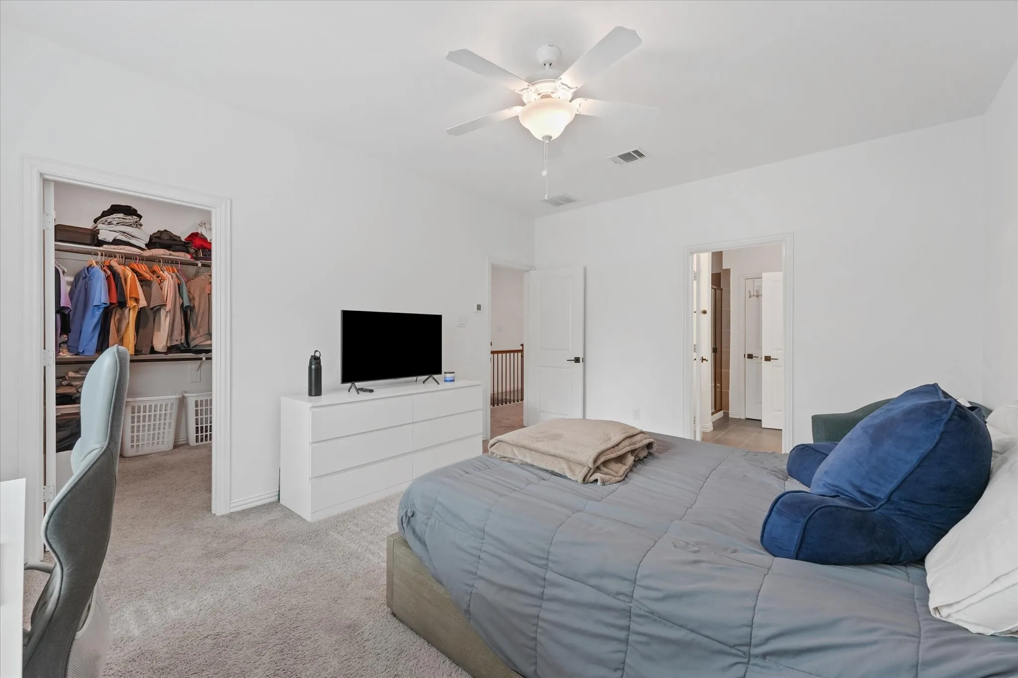 Single Family Residence For Sale in Dallas County , 7562 Edgeware Road, Dallas, Texas 75228, 3 Bedroom, 3 Bathroom, 2 Garage spaces, 1,649 Sqft, built in 2024, mls#21310582, Real Estate Agent in Dallas, Homes For Sale in Dallas county, Homes For Sale in Dallas, Realtor in Dallas Texas, Real Estate Brokerage Independent Realty Texas, Luminita Cordes Realtor
