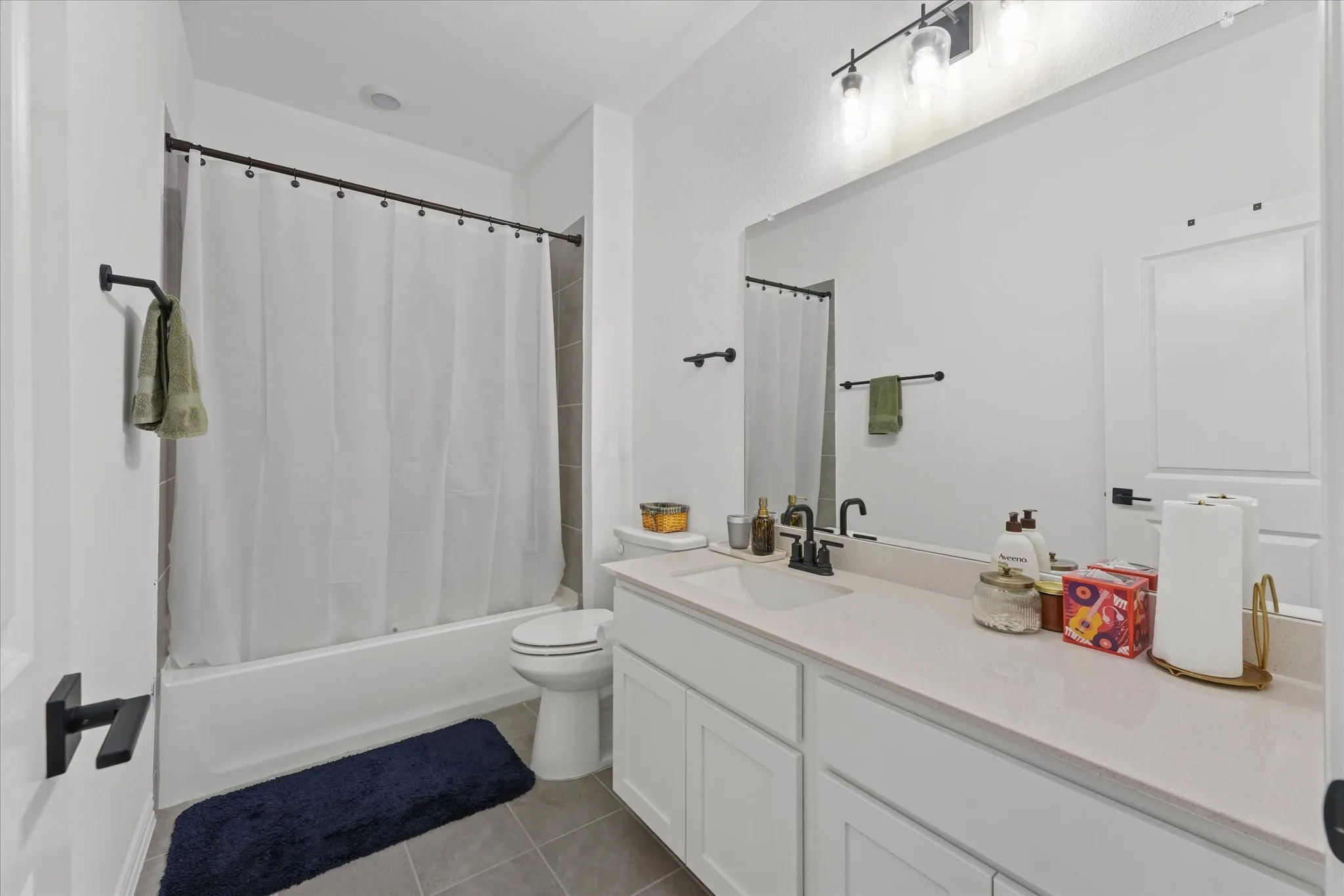 Single Family Residence For Sale in Dallas County , 7562 Edgeware Road, Dallas, Texas 75228, 3 Bedroom, 3 Bathroom, 2 Garage spaces, 1,649 Sqft, built in 2024, mls#21310582, Real Estate Agent in Dallas, Homes For Sale in Dallas county, Homes For Sale in Dallas, Realtor in Dallas Texas, Real Estate Brokerage Independent Realty Texas, Luminita Cordes Realtor