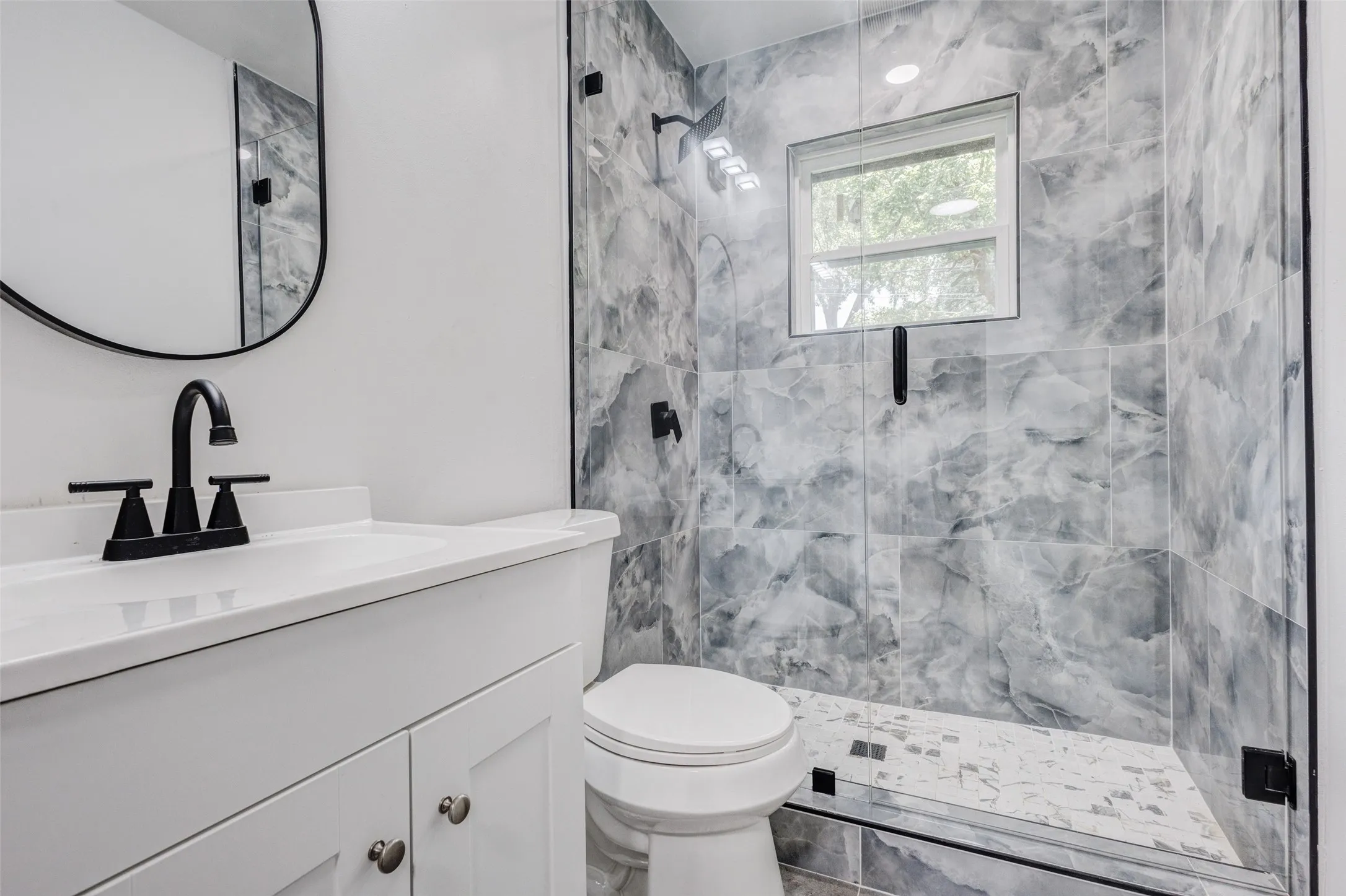 Single Family Residence For Sale in Dallas County , 2648 Springvale Drive, Farmers Branch, Texas 75234, 3 Bedroom, 1 Bathroom, 1 Garage spaces, 1,025 Sqft, built in 1957, mls#21307031, Real Estate Agent in Farmers Branch, Homes For Sale in Dallas county, Homes For Sale in Farmers Branch, Realtor in Farmers Branch Texas, Real Estate Brokerage Independent Realty Texas, Luminita Cordes Realtor
