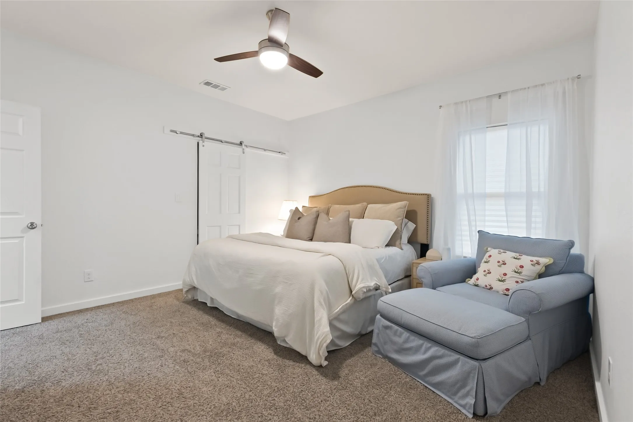 Single Family Residence For Sale in Hunt County , 1326 Hemphill Street, Greenville, Texas 75401, 3 Bedroom, 2 Bathroom, 1 Garage spaces, 1,526 Sqft, built in 2022, mls#21310463, Real Estate Agent in Greenville, Homes For Sale in Hunt county, Homes For Sale in Greenville, Realtor in Greenville Texas, Real Estate Brokerage Independent Realty Texas, Luminita Cordes Realtor