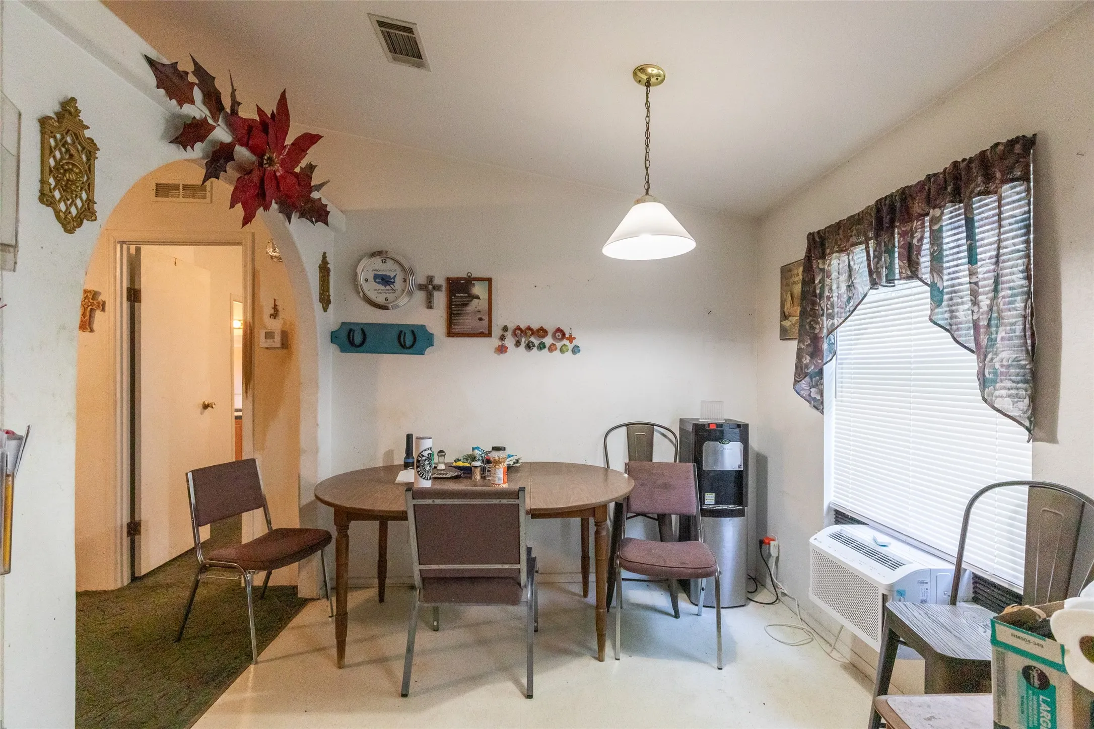 Mobile Home For Sale in Callahan County , 7852 Fm 603, Clyde, Texas 79510, 3 Bedroom, 2 Bathroom, Garage spaces, 1,456 Sqft, built in 1995, mls#21310883, Real Estate Agent in Clyde, Homes For Sale in Callahan county, Homes For Sale in Clyde, Realtor in Clyde Texas, Real Estate Brokerage Independent Realty Texas, Luminita Cordes Realtor