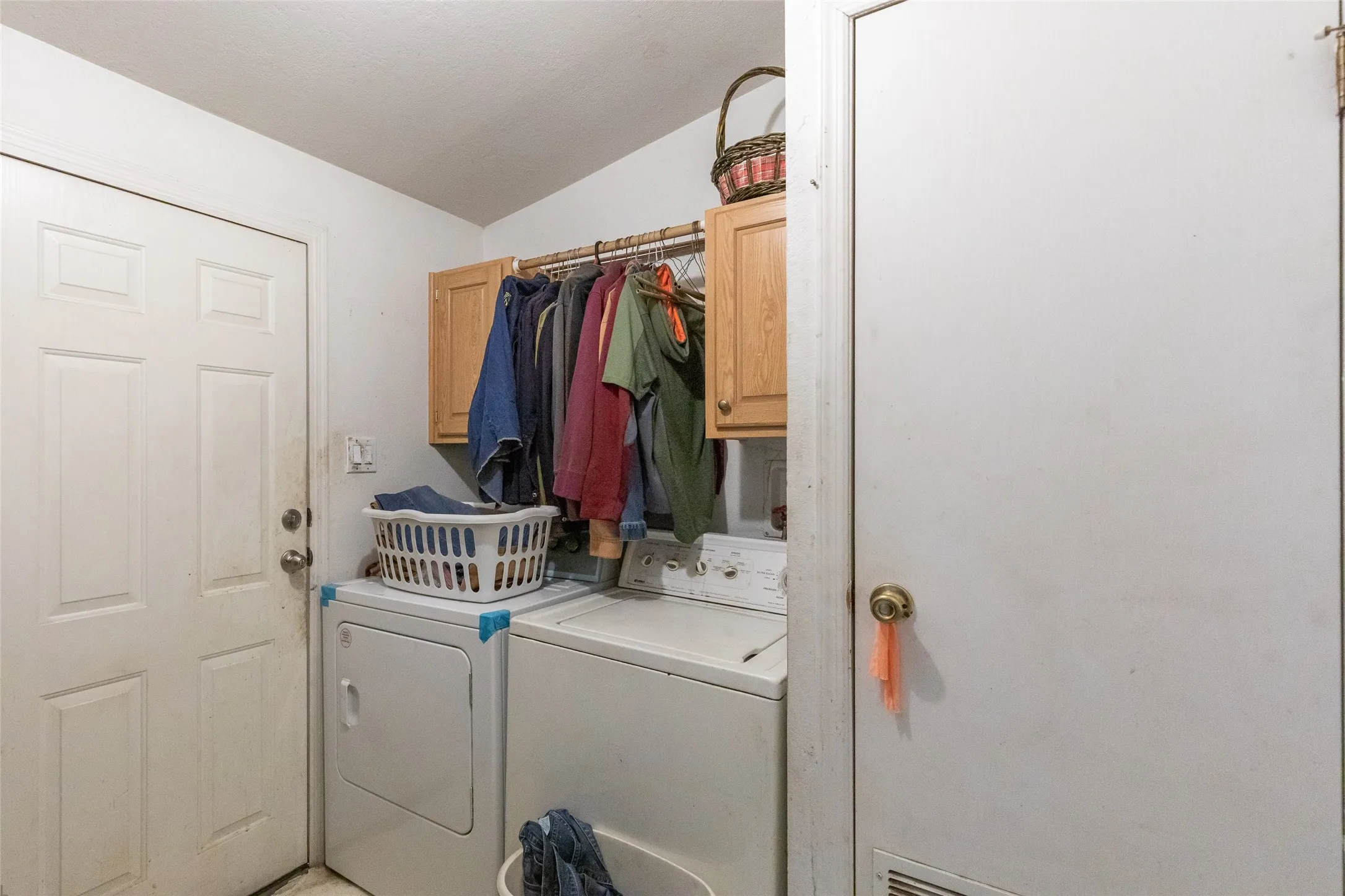Mobile Home For Sale in Callahan County , 7852 Fm 603, Clyde, Texas 79510, 3 Bedroom, 2 Bathroom, Garage spaces, 1,456 Sqft, built in 1995, mls#21310883, Real Estate Agent in Clyde, Homes For Sale in Callahan county, Homes For Sale in Clyde, Realtor in Clyde Texas, Real Estate Brokerage Independent Realty Texas, Luminita Cordes Realtor