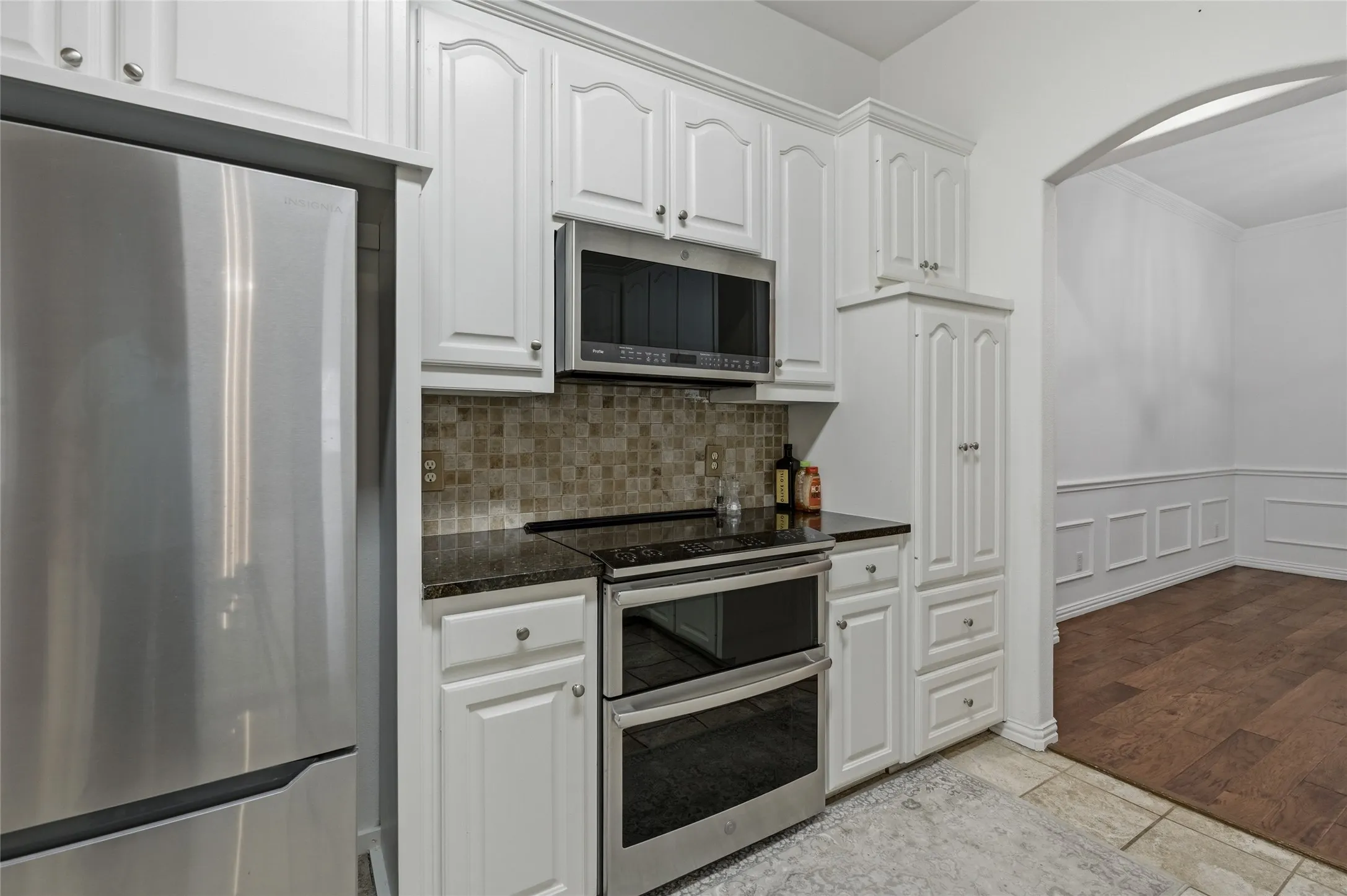 Single Family Residence For Sale in Grayson County , 4804 Hara Lane, Sherman, Texas 75092, 3 Bedroom, 2 Bathroom, 2 Garage spaces, 1,858 Sqft, built in 1997, mls#21310952, Real Estate Agent in Sherman, Homes For Sale in Grayson county, Homes For Sale in Sherman, Realtor in Sherman Texas, Real Estate Brokerage Independent Realty Texas, Luminita Cordes Realtor