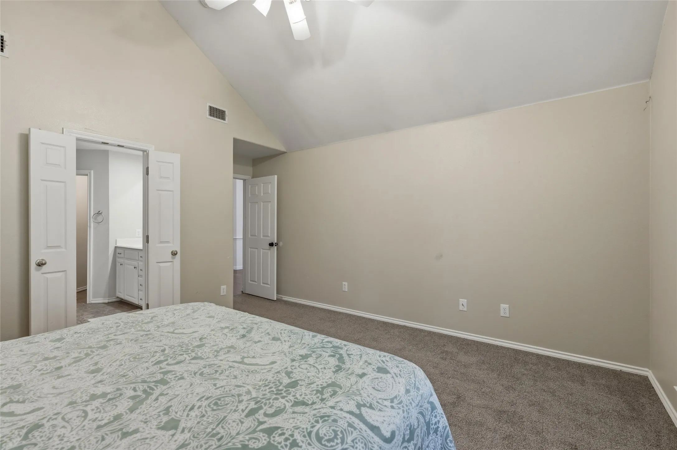 Single Family Residence For Sale in Grayson County , 4804 Hara Lane, Sherman, Texas 75092, 3 Bedroom, 2 Bathroom, 2 Garage spaces, 1,858 Sqft, built in 1997, mls#21310952, Real Estate Agent in Sherman, Homes For Sale in Grayson county, Homes For Sale in Sherman, Realtor in Sherman Texas, Real Estate Brokerage Independent Realty Texas, Luminita Cordes Realtor