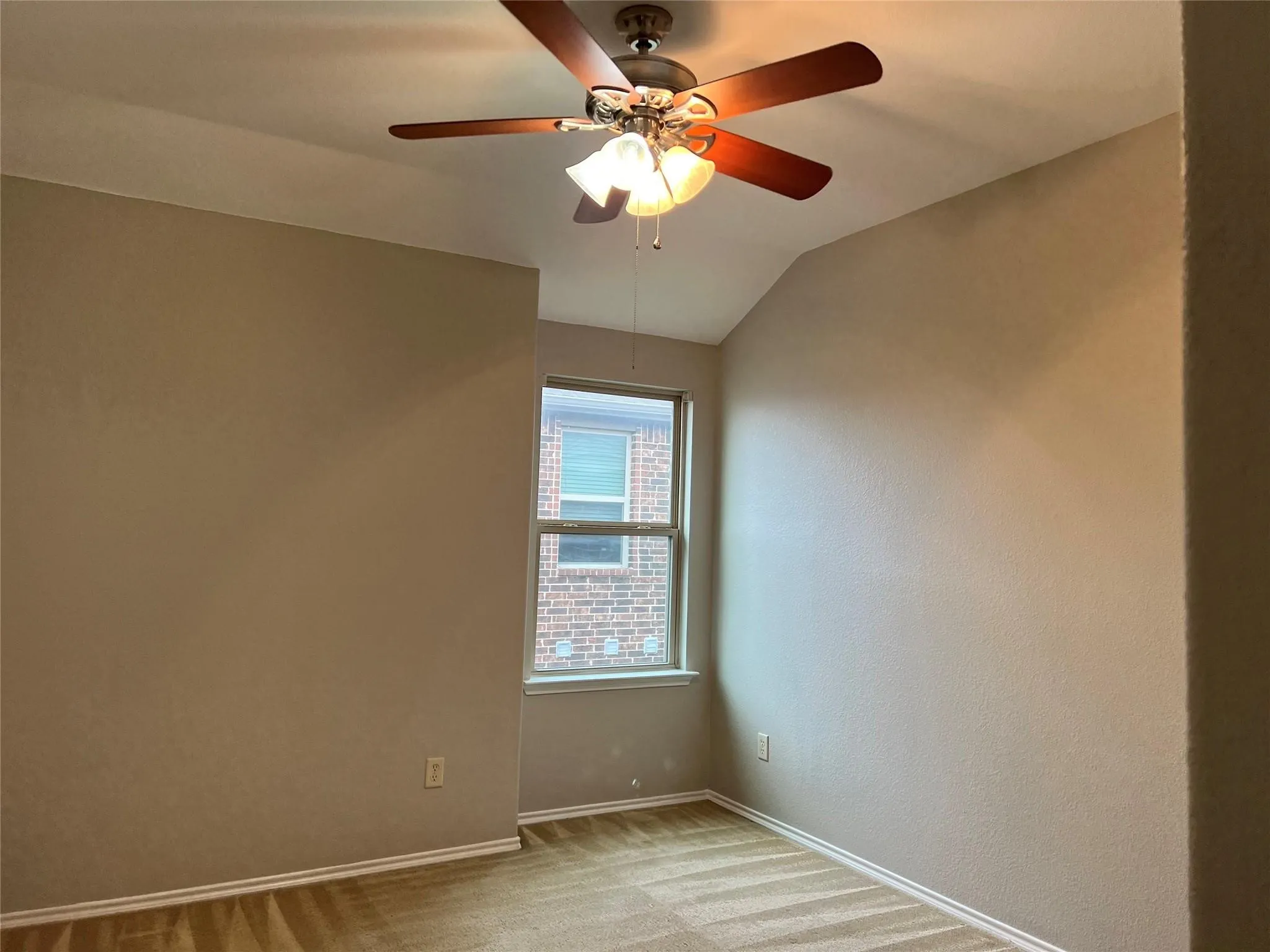 Single Family Residence For Rent in Collin County , 1115 Gaines Road, Melissa, Texas 75454, 4 Bedroom, 3 Bathroom, 2 Garage spaces, 2,928 Sqft, built in 2012, mls#21310979, Real Estate Agent in Melissa, Homes For Rent in Collin county, Homes For Rent in Melissa, Realtor in Melissa Texas, Real Estate Brokerage Independent Realty Texas, Luminita Cordes Realtor