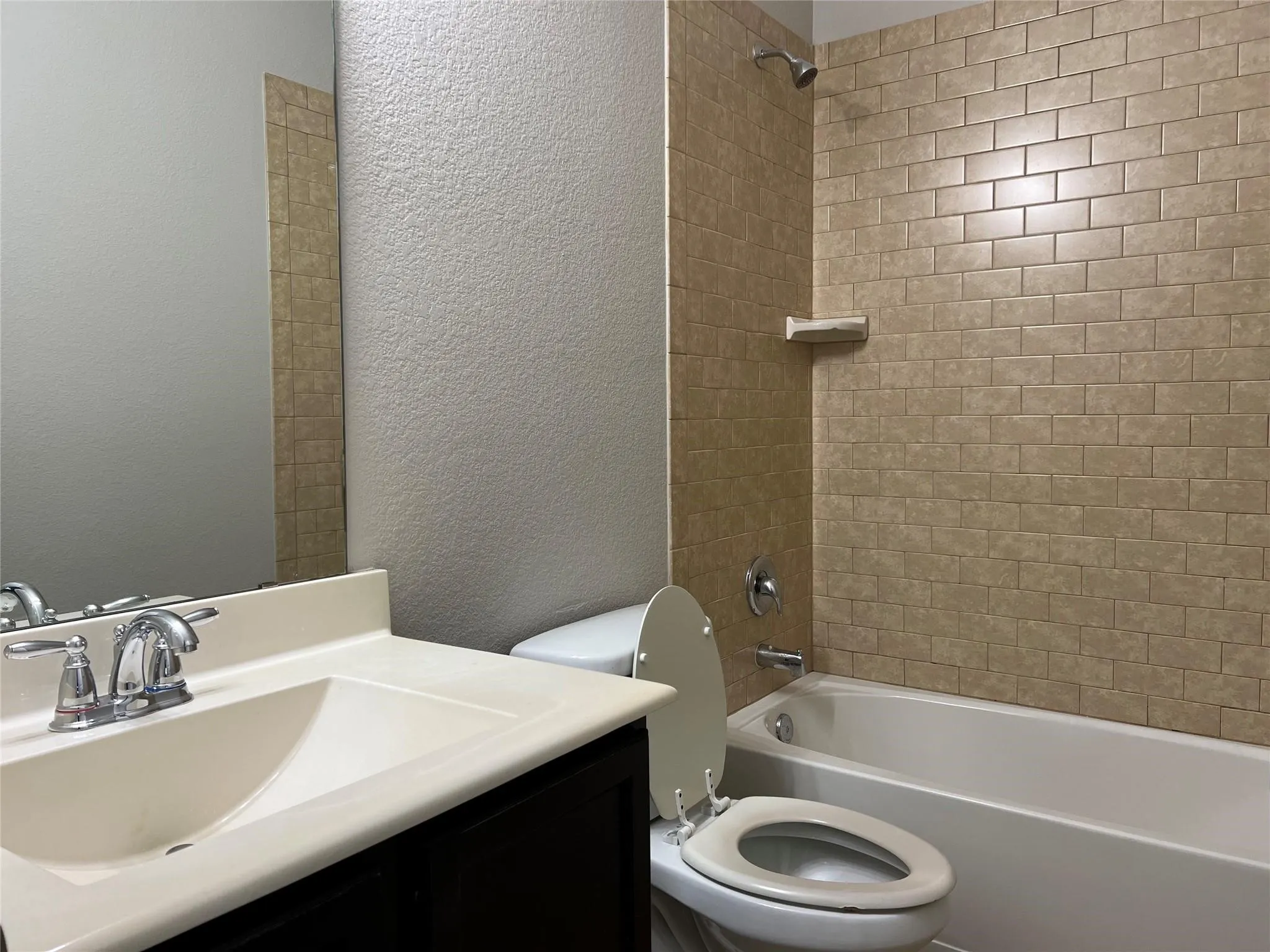 Single Family Residence For Rent in Collin County , 1115 Gaines Road, Melissa, Texas 75454, 4 Bedroom, 3 Bathroom, 2 Garage spaces, 2,928 Sqft, built in 2012, mls#21310979, Real Estate Agent in Melissa, Homes For Rent in Collin county, Homes For Rent in Melissa, Realtor in Melissa Texas, Real Estate Brokerage Independent Realty Texas, Luminita Cordes Realtor