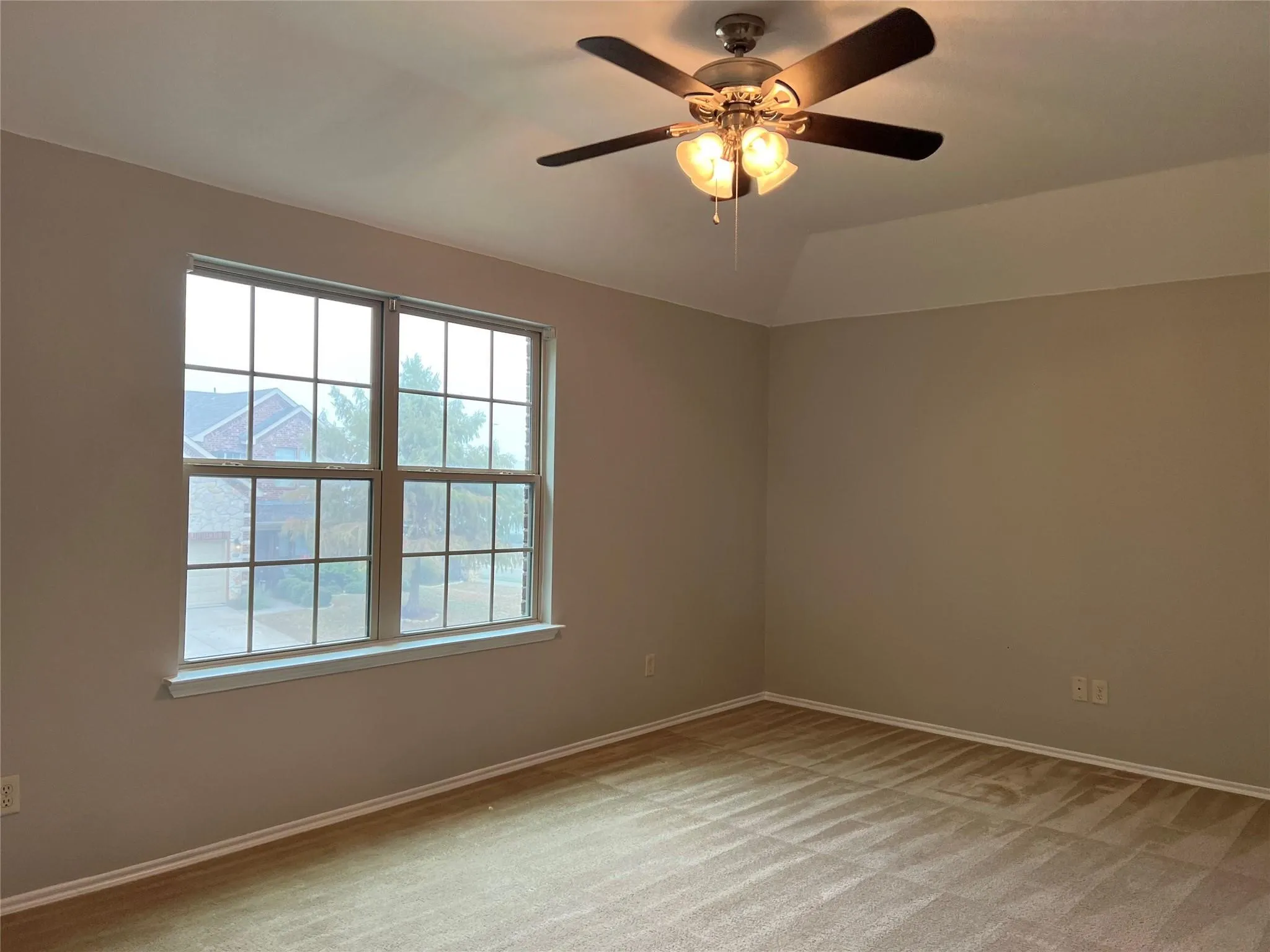 Single Family Residence For Rent in Collin County , 1115 Gaines Road, Melissa, Texas 75454, 4 Bedroom, 3 Bathroom, 2 Garage spaces, 2,928 Sqft, built in 2012, mls#21310979, Real Estate Agent in Melissa, Homes For Rent in Collin county, Homes For Rent in Melissa, Realtor in Melissa Texas, Real Estate Brokerage Independent Realty Texas, Luminita Cordes Realtor