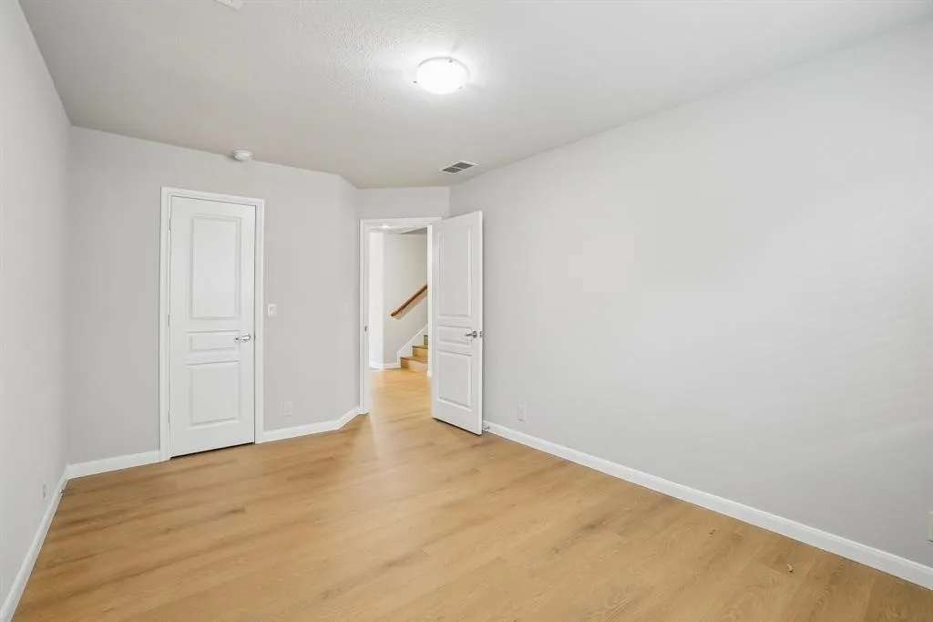 Single Family Residence For Rent in Kaufman County , 2012 Shawnee Trail, Heartland, Texas 75126, 4 Bedroom, 3 Bathroom, 2 Garage spaces, 2,341 Sqft, built in 2017, mls#21310982, Real Estate Agent in Heartland, Homes For Rent in Kaufman county, Homes For Rent in Heartland, Realtor in Heartland Texas, Real Estate Brokerage Independent Realty Texas, Luminita Cordes Realtor