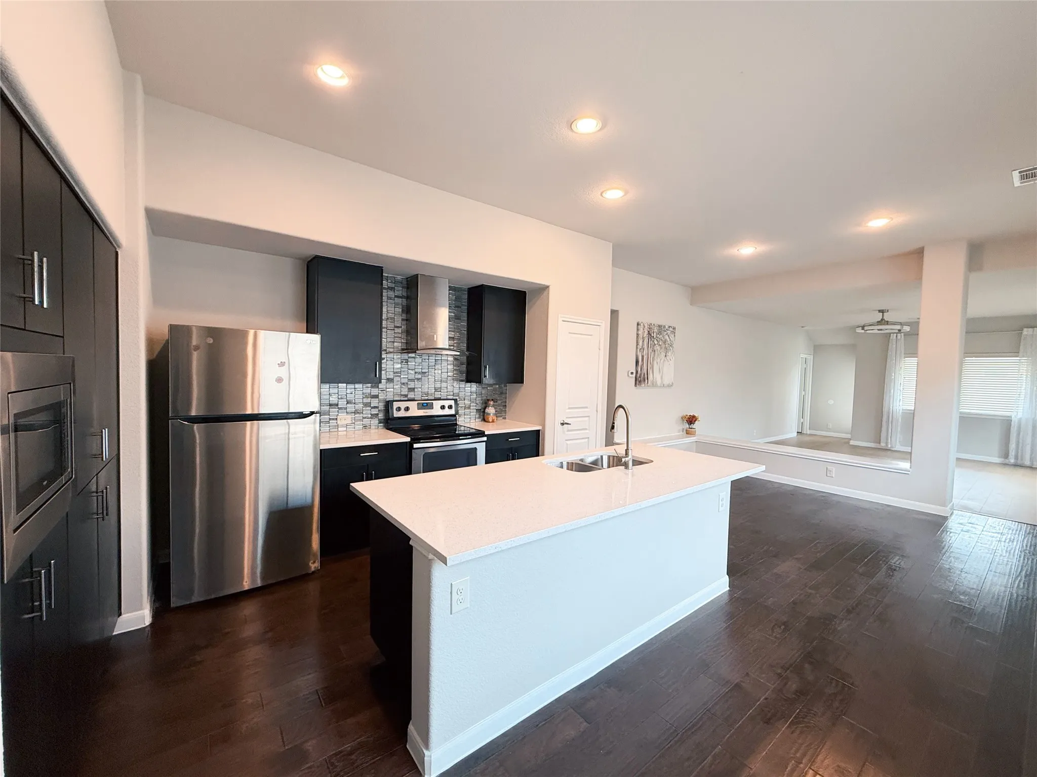 Single Family Residence For Rent in Kaufman County , 2012 Shawnee Trail, Heartland, Texas 75126, 4 Bedroom, 3 Bathroom, 2 Garage spaces, 2,341 Sqft, built in 2017, mls#21310982, Real Estate Agent in Heartland, Homes For Rent in Kaufman county, Homes For Rent in Heartland, Realtor in Heartland Texas, Real Estate Brokerage Independent Realty Texas, Luminita Cordes Realtor