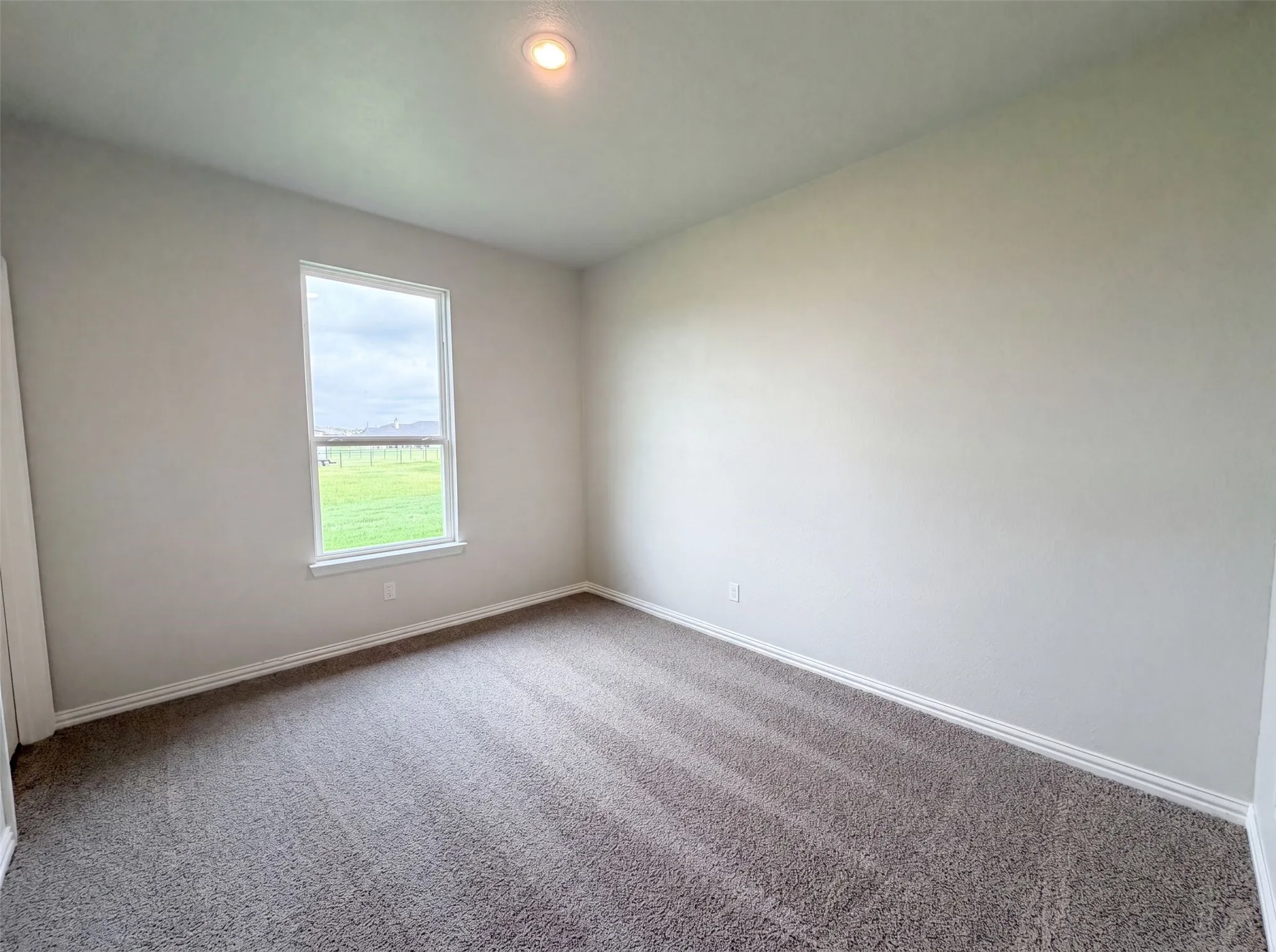 Single Family Residence For Sale in Wise County , 211 Spring Creek Circle, Paradise, Texas 76073, 4 Bedroom, 2 Bathroom, 2 Garage spaces, 2,426 Sqft, built in 2020, mls#21310983, Real Estate Agent in Paradise, Homes For Sale in Wise county, Homes For Sale in Paradise, Realtor in Paradise Texas, Real Estate Brokerage Independent Realty Texas, Luminita Cordes Realtor