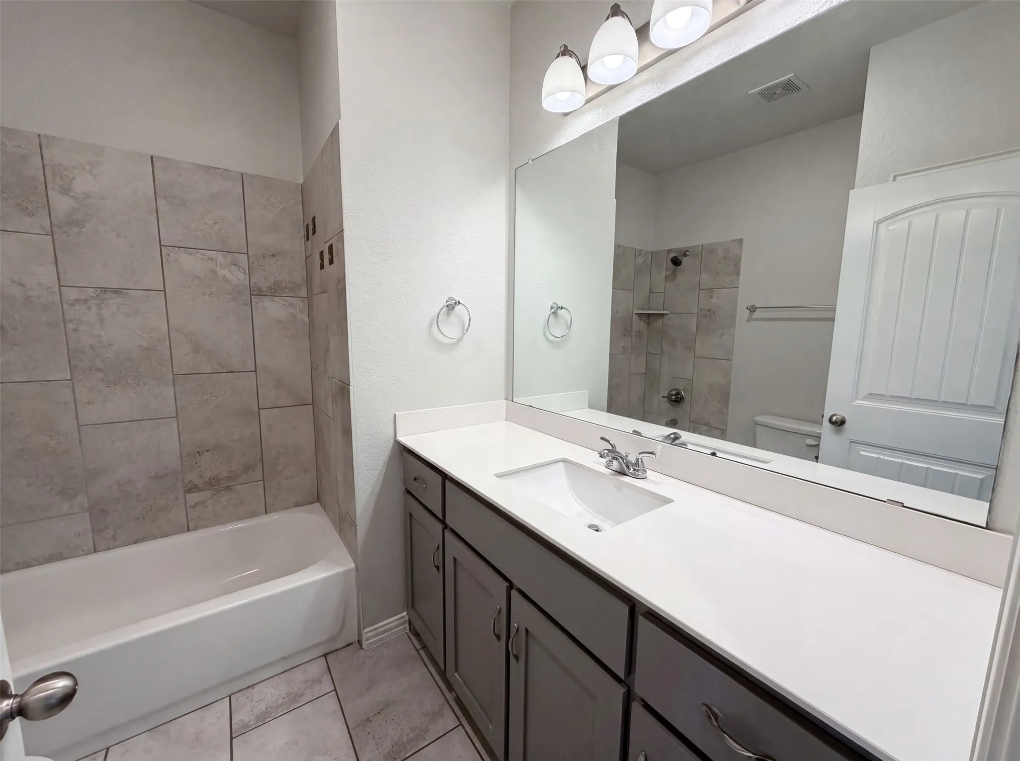Single Family Residence For Sale in Wise County , 211 Spring Creek Circle, Paradise, Texas 76073, 4 Bedroom, 2 Bathroom, 2 Garage spaces, 2,426 Sqft, built in 2020, mls#21310983, Real Estate Agent in Paradise, Homes For Sale in Wise county, Homes For Sale in Paradise, Realtor in Paradise Texas, Real Estate Brokerage Independent Realty Texas, Luminita Cordes Realtor