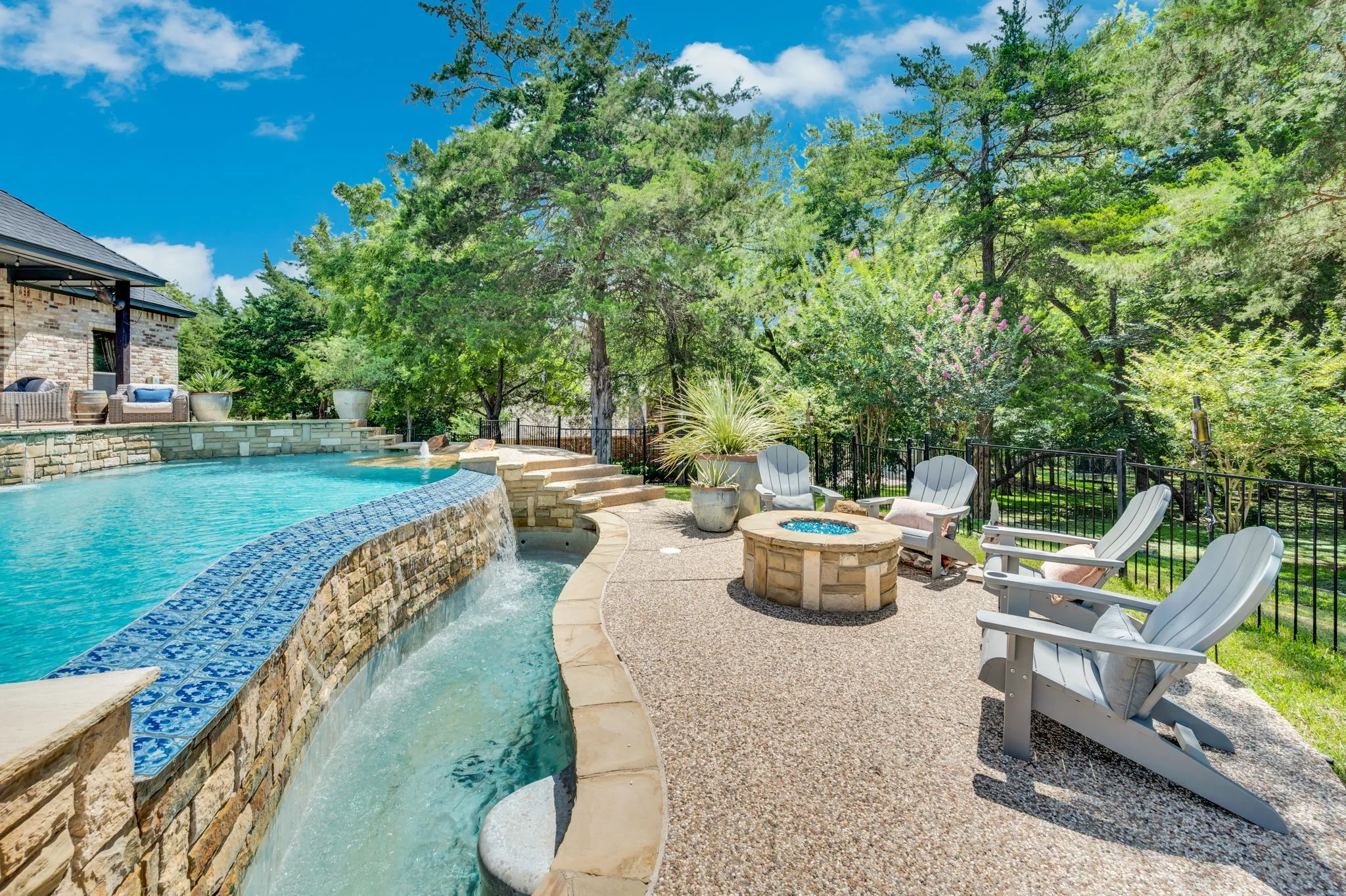Single Family Residence For Sale in Ellis County , 3840 Angela Court, Midlothian, Texas 76065, 6 Bedroom, 5 Bathroom, 3 Garage spaces, 5,046 Sqft, built in 2007, mls#21310471, Real Estate Agent in Midlothian, Homes For Sale in Ellis county, Homes For Sale in Midlothian, Realtor in Midlothian Texas, Real Estate Brokerage Independent Realty Texas, Luminita Cordes Realtor