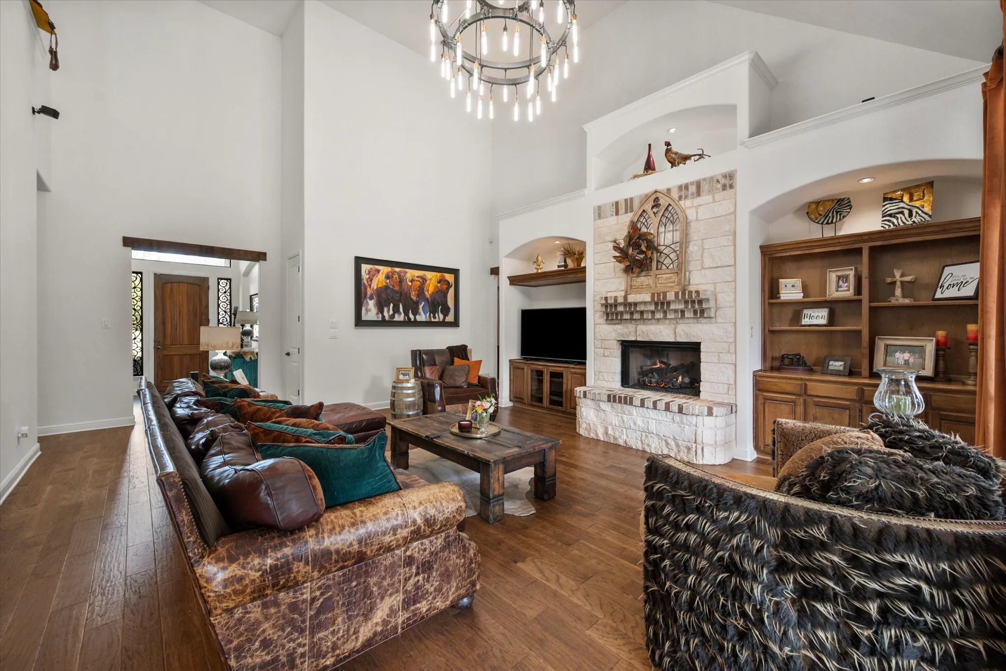 Single Family Residence For Sale in Ellis County , 3840 Angela Court, Midlothian, Texas 76065, 6 Bedroom, 5 Bathroom, 3 Garage spaces, 5,046 Sqft, built in 2007, mls#21310471, Real Estate Agent in Midlothian, Homes For Sale in Ellis county, Homes For Sale in Midlothian, Realtor in Midlothian Texas, Real Estate Brokerage Independent Realty Texas, Luminita Cordes Realtor