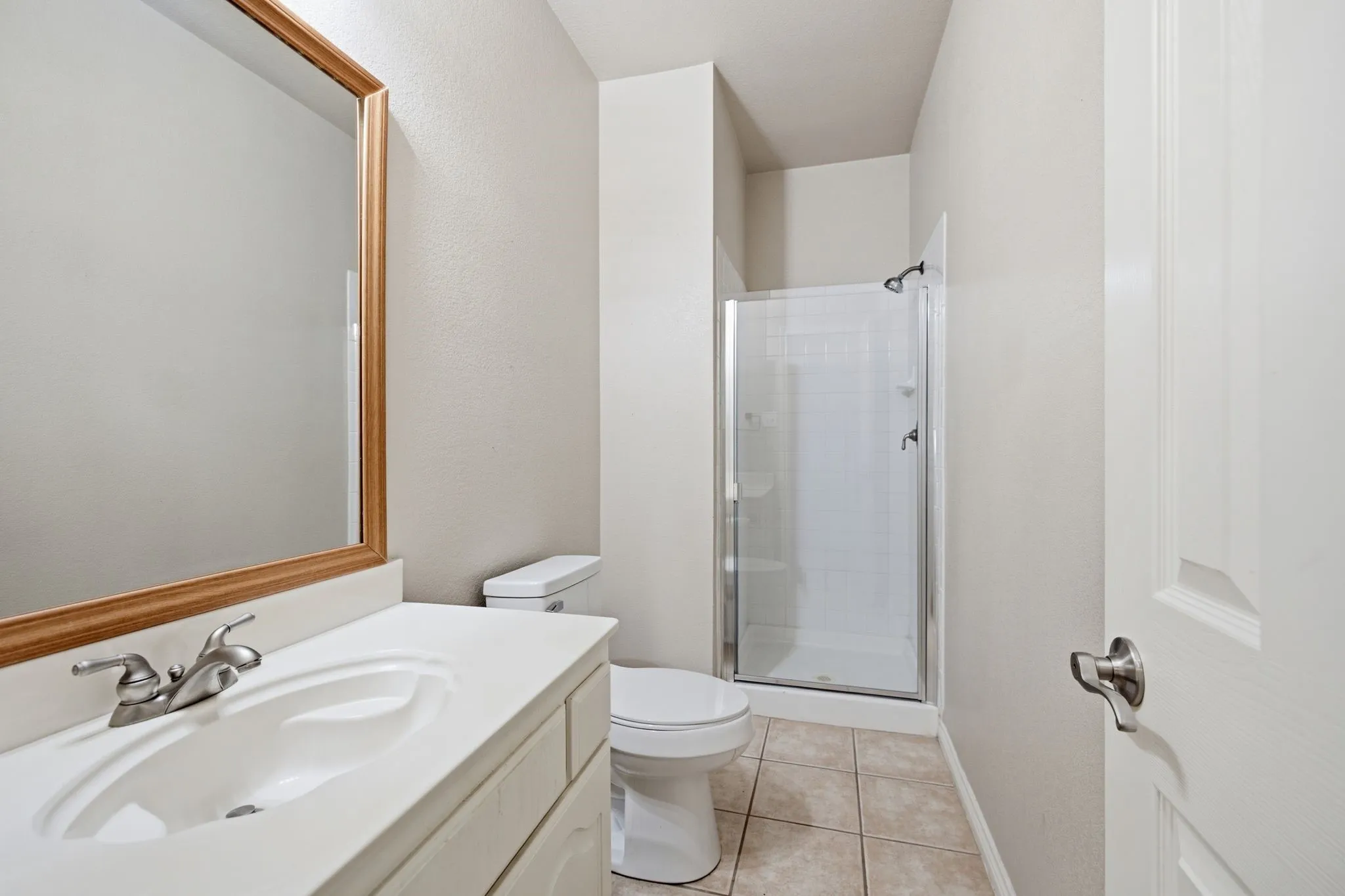 Single Family Residence For Sale in Tarrant County , 10 Saddlewood Court, Mansfield, Texas 76063, 4 Bedroom, 3 Bathroom, 2 Garage spaces, 3,035 Sqft, built in 2003, mls#21311014, Real Estate Agent in Mansfield, Homes For Sale in Tarrant county, Homes For Sale in Mansfield, Realtor in Mansfield Texas, Real Estate Brokerage Independent Realty Texas, Luminita Cordes Realtor