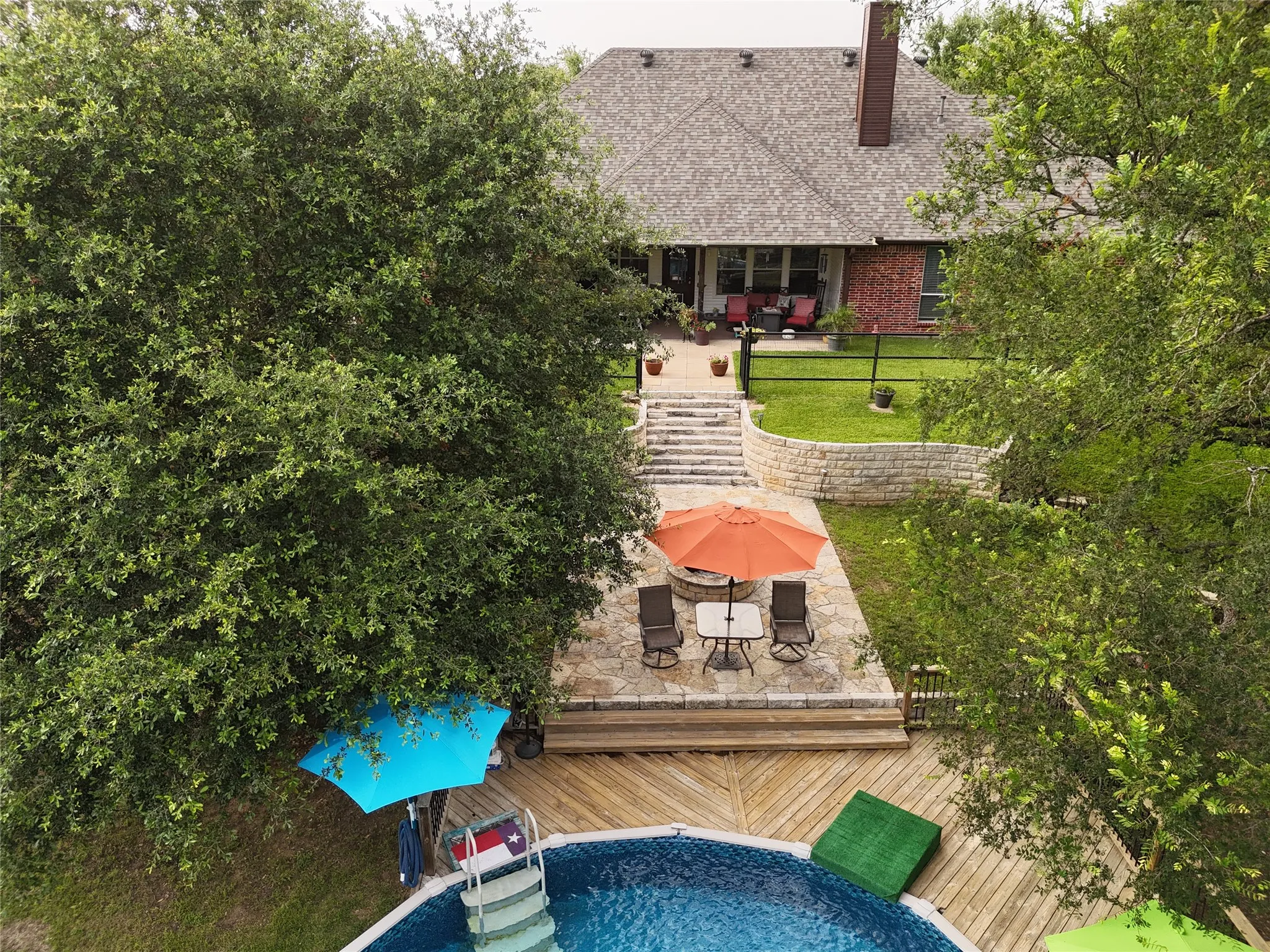Single Family Residence For Sale in Parker County , 239 Palomino Court, Cresson, Texas 76035, 4 Bedroom, 3 Bathroom, 2 Garage spaces, 2,536 Sqft, built in 2001, mls#21308934, Real Estate Agent in Cresson, Homes For Sale in Parker county, Homes For Sale in Cresson, Realtor in Cresson Texas, Real Estate Brokerage Independent Realty Texas, Luminita Cordes Realtor