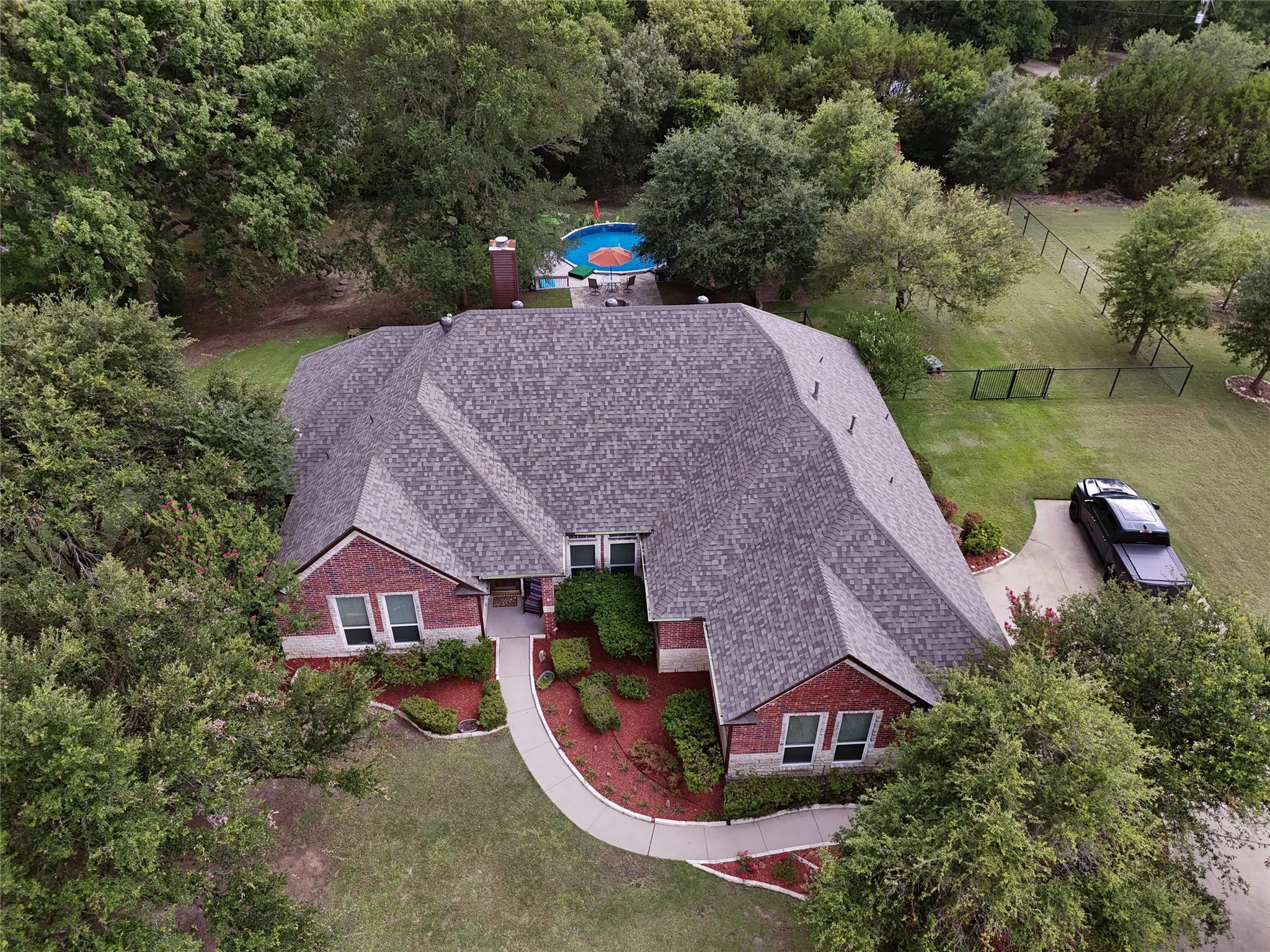 Single Family Residence For Sale in Parker County , 239 Palomino Court, Cresson, Texas 76035, 4 Bedroom, 3 Bathroom, 2 Garage spaces, 2,536 Sqft, built in 2001, mls#21308934, Real Estate Agent in Cresson, Homes For Sale in Parker county, Homes For Sale in Cresson, Realtor in Cresson Texas, Real Estate Brokerage Independent Realty Texas, Luminita Cordes Realtor