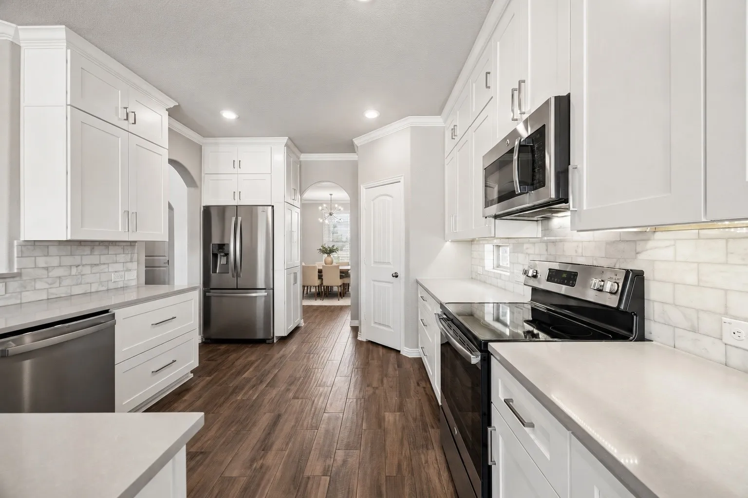 Single Family Residence For Sale in Denton County , 16501 Stillhouse Hollow Court, Prosper, Texas 75078, 4 Bedroom, 4 Bathroom, 2 Garage spaces, 2,704 Sqft, built in 2016, mls#21310958, Real Estate Agent in Prosper, Homes For Sale in Denton county, Homes For Sale in Prosper, Realtor in Prosper Texas, Real Estate Brokerage Independent Realty Texas, Luminita Cordes Realtor