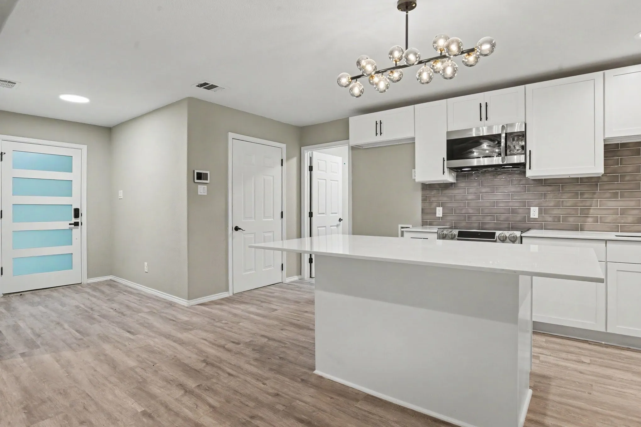 Single Family Residence For Sale in Dallas County , 4519 Yancy Street, Dallas, Texas 75216, 4 Bedroom, 2 Bathroom, 2 Garage spaces, 1,510 Sqft, built in 2019, mls#21311064, Real Estate Agent in Dallas, Homes For Sale in Dallas county, Homes For Sale in Dallas, Realtor in Dallas Texas, Real Estate Brokerage Independent Realty Texas, Luminita Cordes Realtor