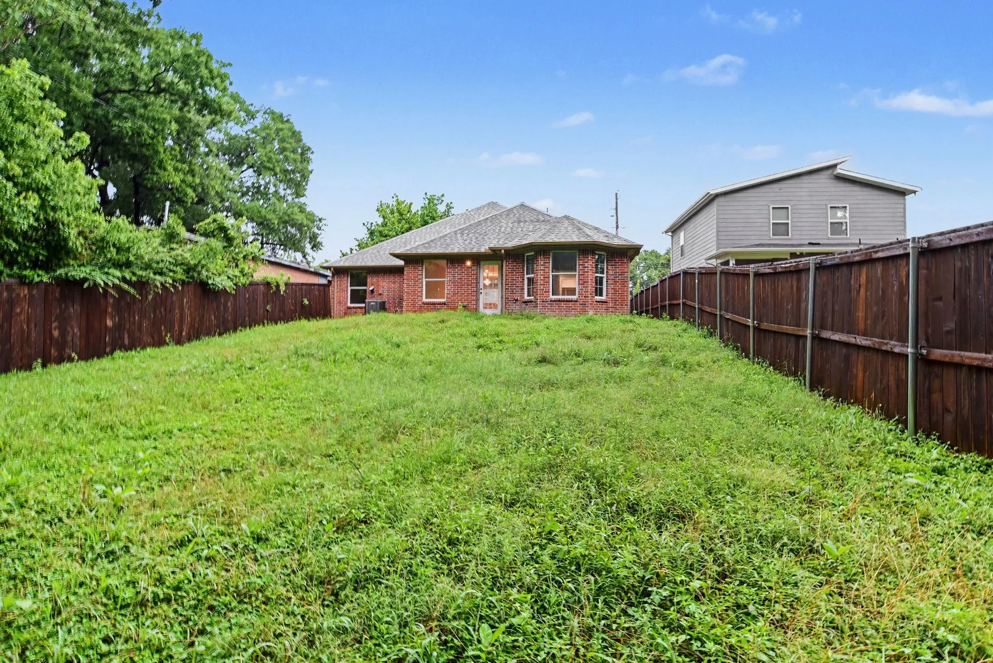 Single Family Residence For Sale in Dallas County , 4519 Yancy Street, Dallas, Texas 75216, 4 Bedroom, 2 Bathroom, 2 Garage spaces, 1,510 Sqft, built in 2019, mls#21311064, Real Estate Agent in Dallas, Homes For Sale in Dallas county, Homes For Sale in Dallas, Realtor in Dallas Texas, Real Estate Brokerage Independent Realty Texas, Luminita Cordes Realtor