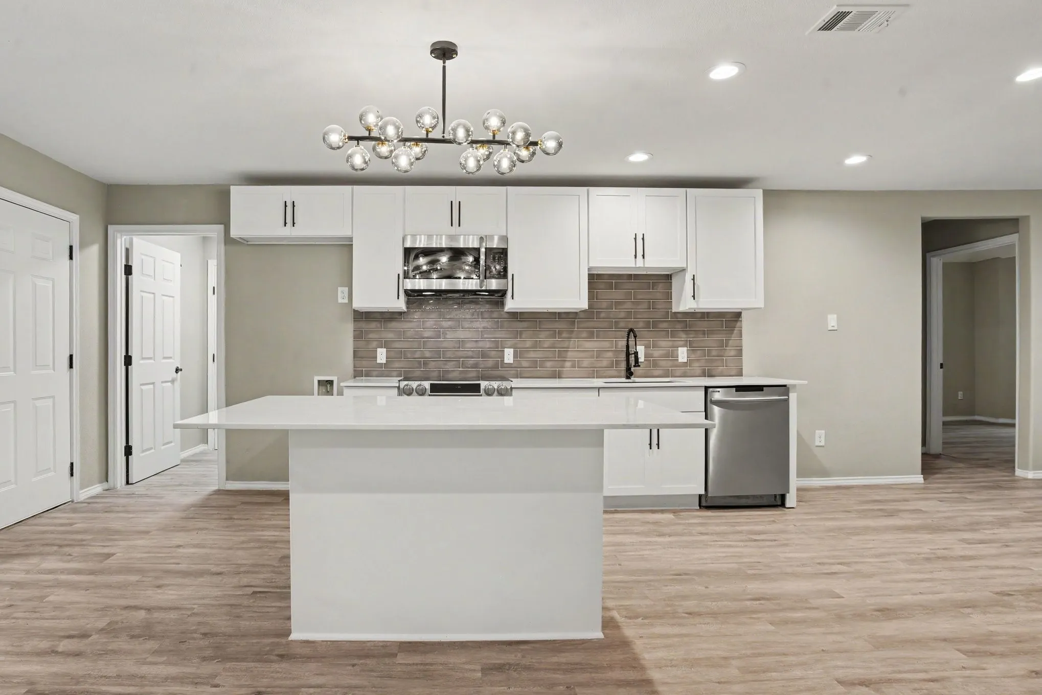 Single Family Residence For Sale in Dallas County , 4519 Yancy Street, Dallas, Texas 75216, 4 Bedroom, 2 Bathroom, 2 Garage spaces, 1,510 Sqft, built in 2019, mls#21311064, Real Estate Agent in Dallas, Homes For Sale in Dallas county, Homes For Sale in Dallas, Realtor in Dallas Texas, Real Estate Brokerage Independent Realty Texas, Luminita Cordes Realtor
