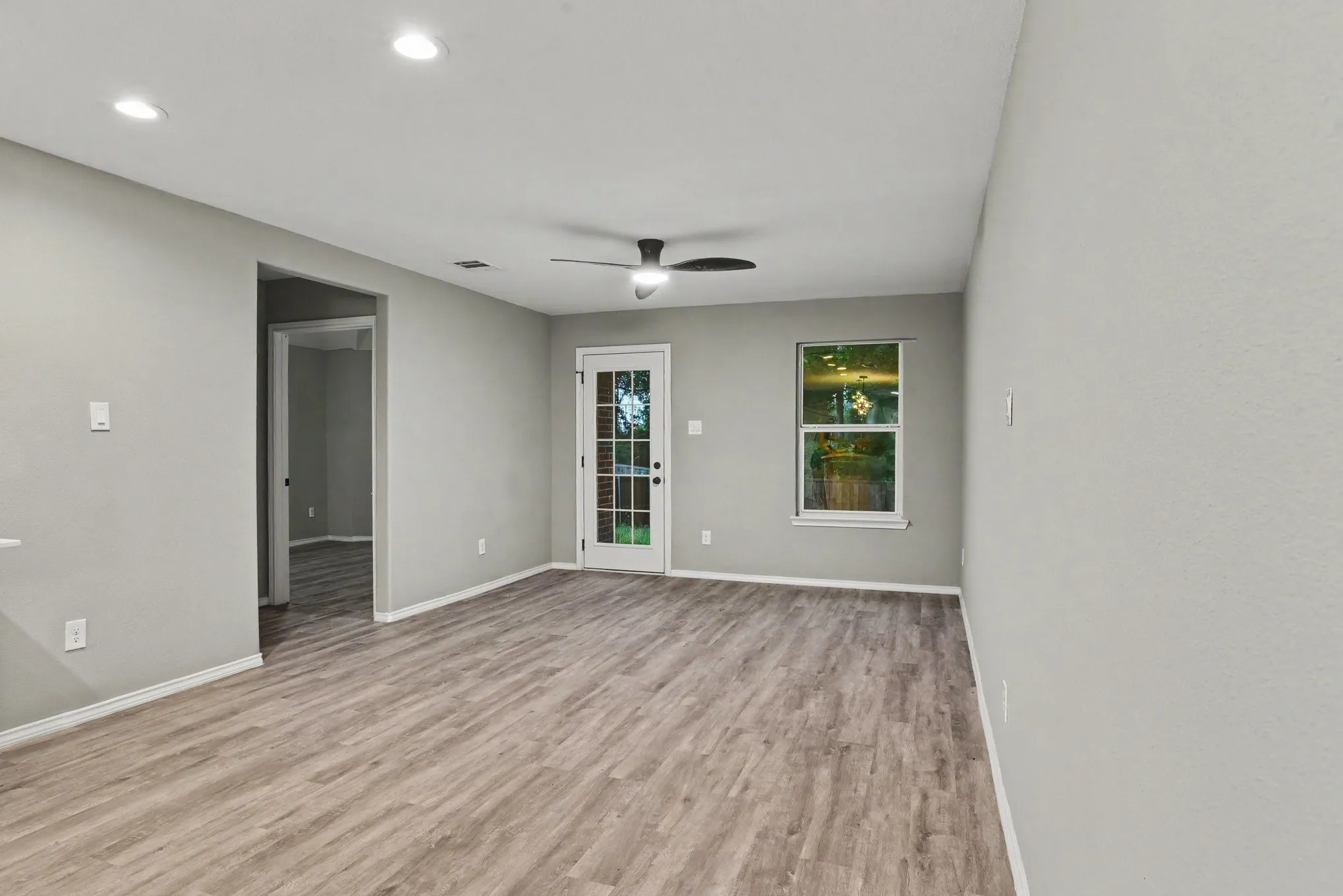 Single Family Residence For Sale in Dallas County , 4519 Yancy Street, Dallas, Texas 75216, 4 Bedroom, 2 Bathroom, 2 Garage spaces, 1,510 Sqft, built in 2019, mls#21311064, Real Estate Agent in Dallas, Homes For Sale in Dallas county, Homes For Sale in Dallas, Realtor in Dallas Texas, Real Estate Brokerage Independent Realty Texas, Luminita Cordes Realtor
