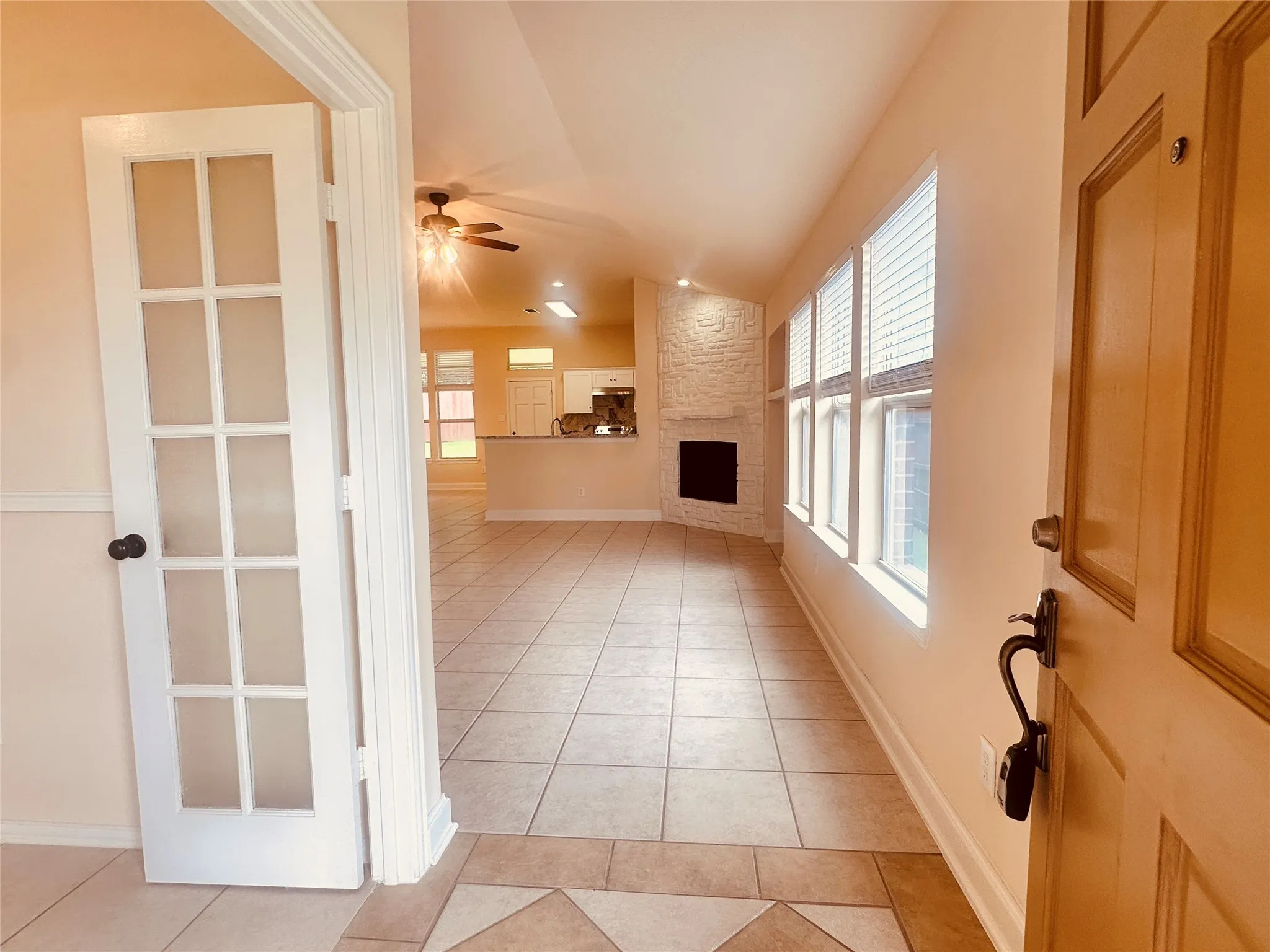 Single Family Residence For Rent in Denton County , 1029 Port Mansfield Drive, Little Elm, Texas 75068, 4 Bedroom, 2 Bathroom, 2 Garage spaces, 1,729 Sqft, built in 2001, mls#21310180, Real Estate Agent in Little Elm, Homes For Rent in Denton county, Homes For Rent in Little Elm, Realtor in Little Elm Texas, Real Estate Brokerage Independent Realty Texas, Luminita Cordes Realtor