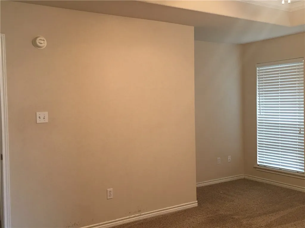 Single Family Residence For Rent in Taylor County , 2218 Old Ironsides Road, Abilene, Texas 79601, 3 Bedroom, 2 Bathroom, 1 Garage spaces, 1,561 Sqft, built in 2004, mls#21311108, Real Estate Agent in Abilene, Homes For Rent in Taylor county, Homes For Rent in Abilene, Realtor in Abilene Texas, Real Estate Brokerage Independent Realty Texas, Luminita Cordes Realtor