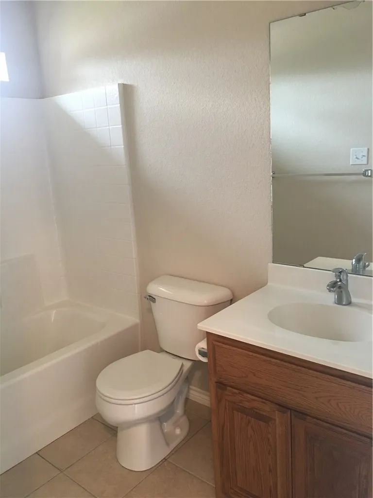 Single Family Residence For Rent in Taylor County , 2218 Old Ironsides Road, Abilene, Texas 79601, 3 Bedroom, 2 Bathroom, 1 Garage spaces, 1,561 Sqft, built in 2004, mls#21311108, Real Estate Agent in Abilene, Homes For Rent in Taylor county, Homes For Rent in Abilene, Realtor in Abilene Texas, Real Estate Brokerage Independent Realty Texas, Luminita Cordes Realtor