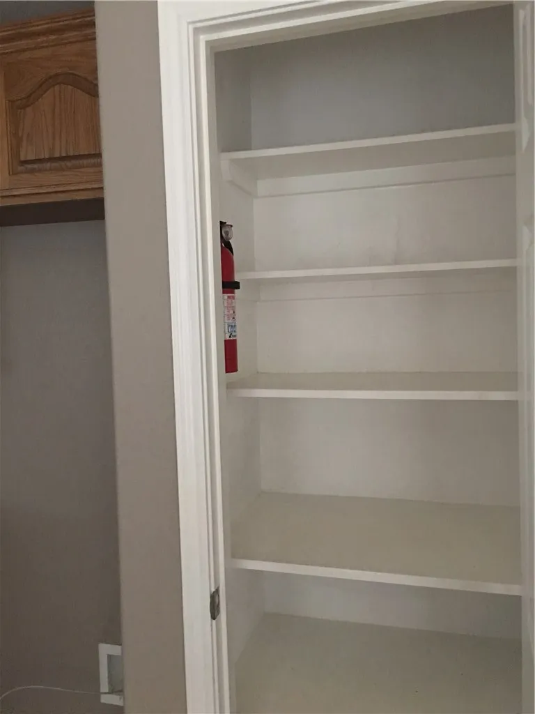 Single Family Residence For Rent in Taylor County , 2218 Old Ironsides Road, Abilene, Texas 79601, 3 Bedroom, 2 Bathroom, 1 Garage spaces, 1,561 Sqft, built in 2004, mls#21311108, Real Estate Agent in Abilene, Homes For Rent in Taylor county, Homes For Rent in Abilene, Realtor in Abilene Texas, Real Estate Brokerage Independent Realty Texas, Luminita Cordes Realtor