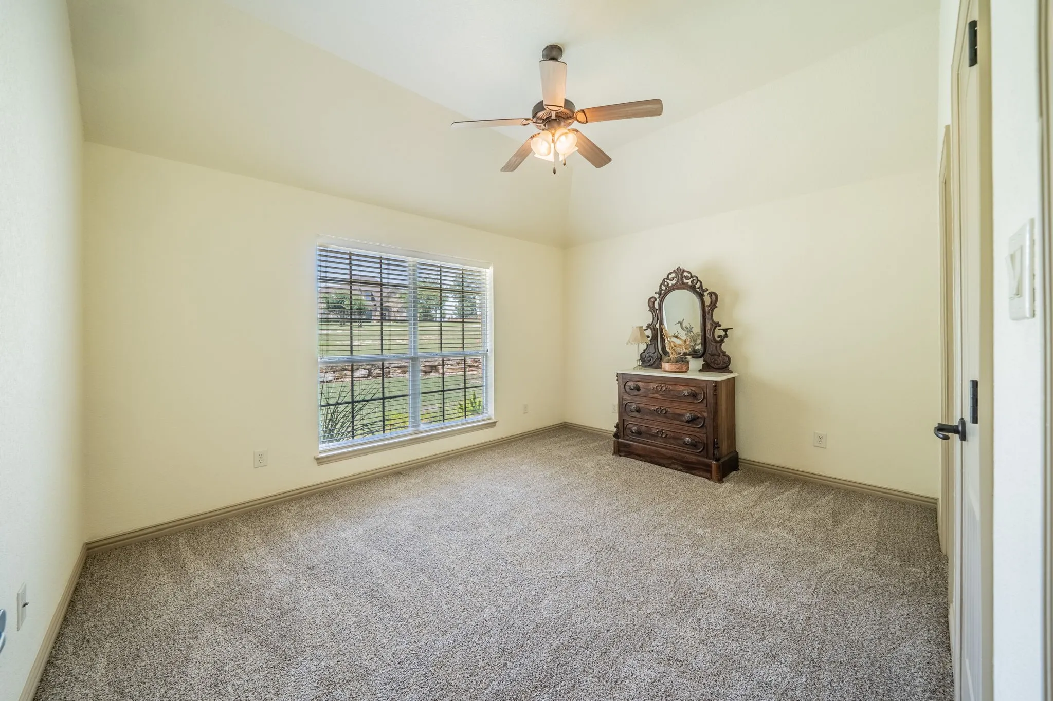 Third Bedroom - New Carpet & Fresh Paint.