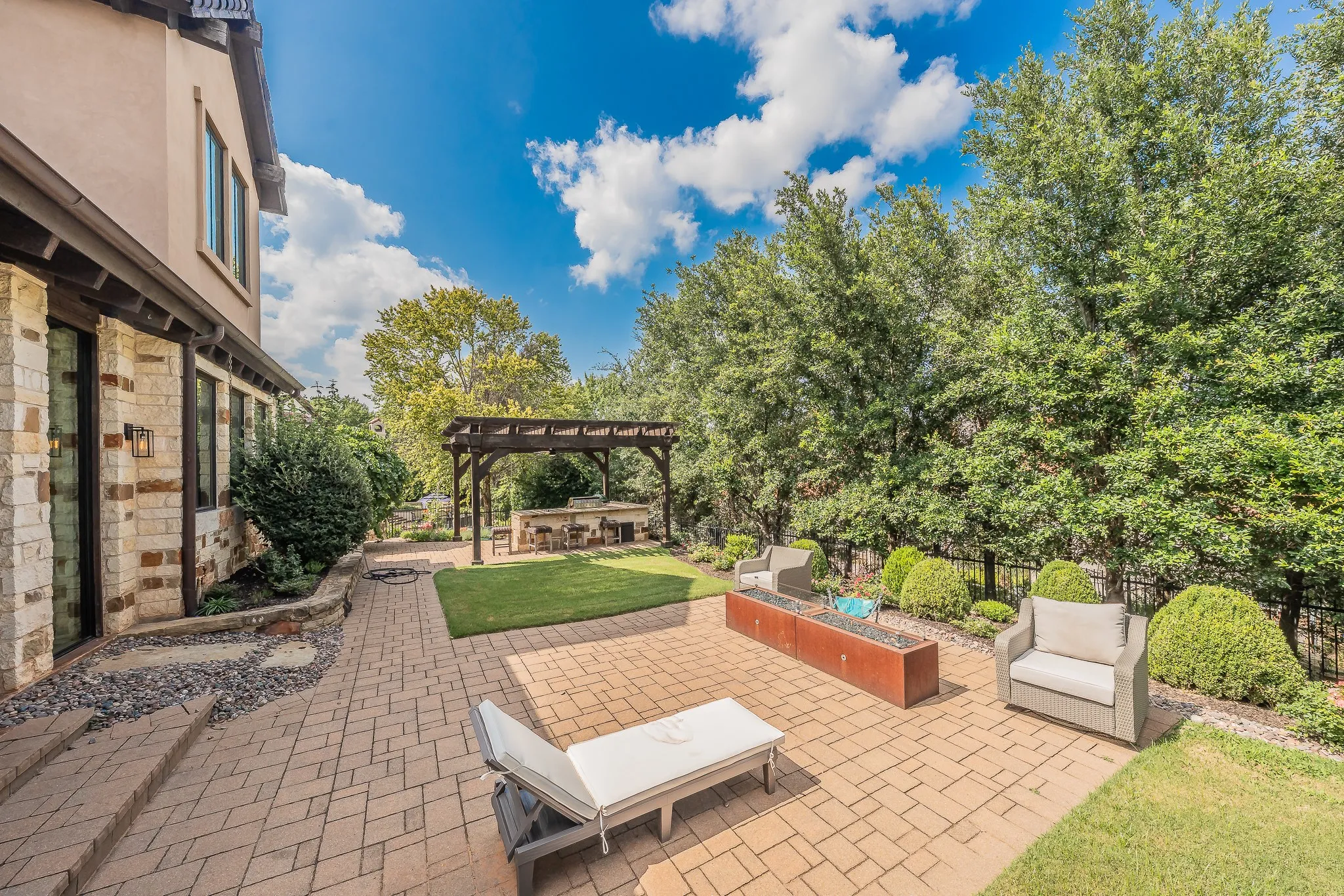 Single Family Residence For Rent in Tarrant County , 1413 Post Oak Place, Westlake, Texas 76262, 4 Bedrooms, 6 Bathrooms, 4 Garage spaces, 5,281 Sqft, built in 2016, Price $17,000, mls#21295570, Real Estate Agent in Westlake, Homes For Rent in Tarrant county, Homes For Rent in Westlake, Realtor in Westlake Texas, Real Estate Brokerage Independent Realty Texas, Luminita Cordes Realtor