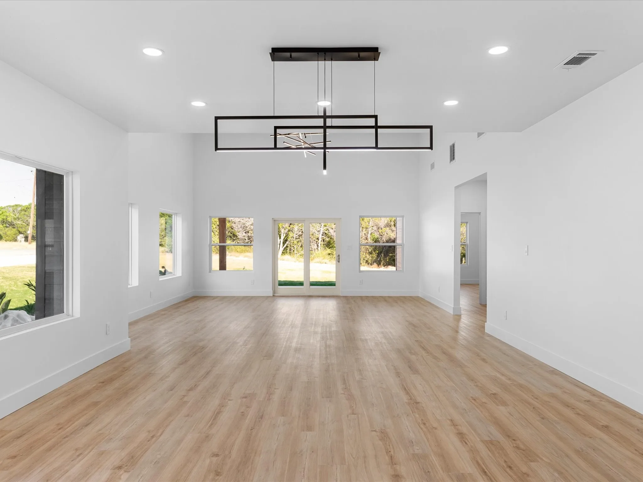 Single Family Residence For Sale in Hood County , 3501 Sleepy Water Road, Granbury, Texas 76048, 3 Bedroom, 3 Bathroom, 2 Garage spaces, 2,193 Sqft, built in 2025, mls#21311096, Real Estate Agent in Granbury, Homes For Sale in Hood county, Homes For Sale in Granbury, Realtor in Granbury Texas, Real Estate Brokerage Independent Realty Texas, Luminita Cordes Realtor