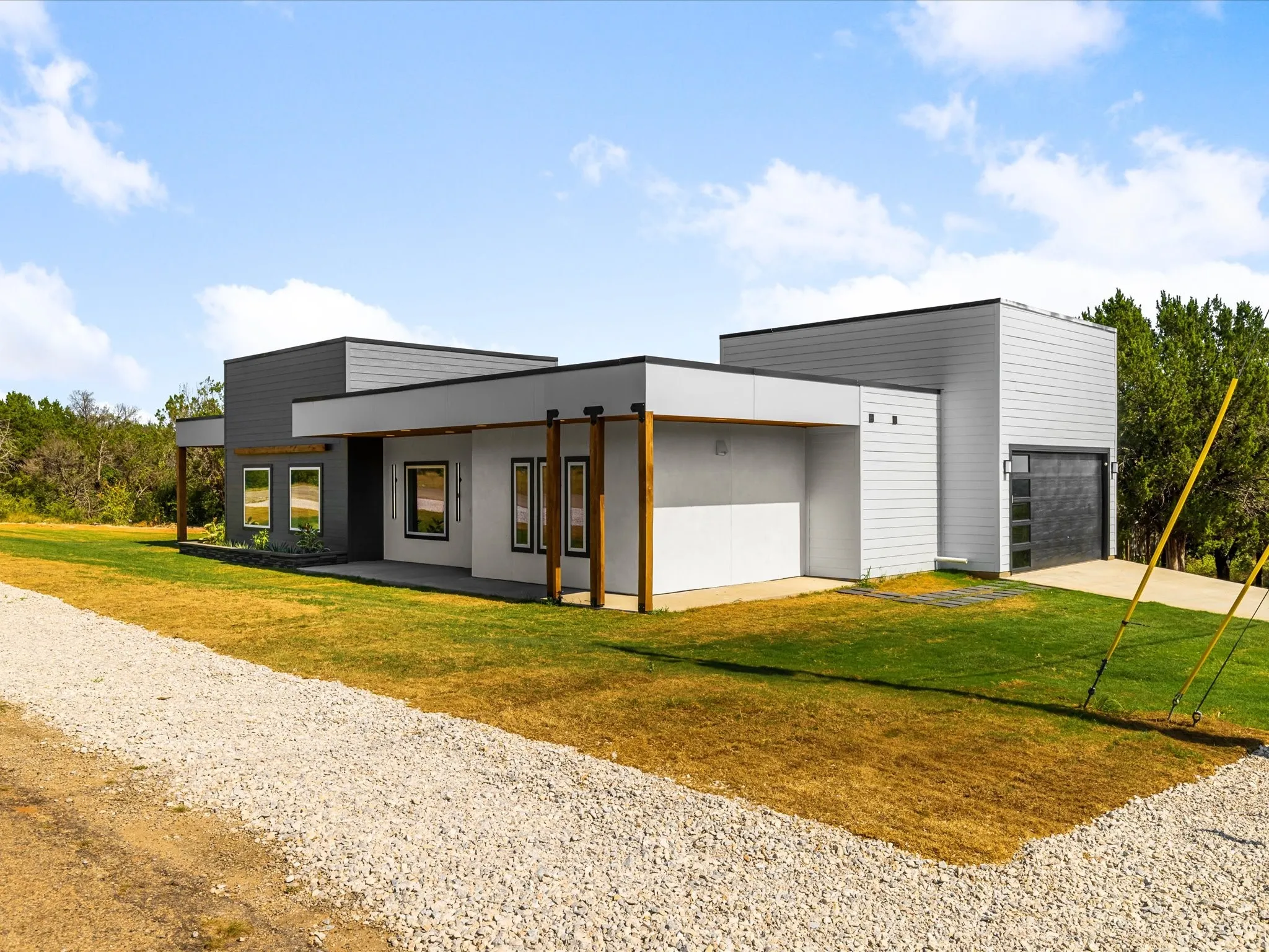 Single Family Residence For Sale in Hood County , 3501 Sleepy Water Road, Granbury, Texas 76048, 3 Bedroom, 3 Bathroom, 2 Garage spaces, 2,193 Sqft, built in 2025, mls#21311096, Real Estate Agent in Granbury, Homes For Sale in Hood county, Homes For Sale in Granbury, Realtor in Granbury Texas, Real Estate Brokerage Independent Realty Texas, Luminita Cordes Realtor