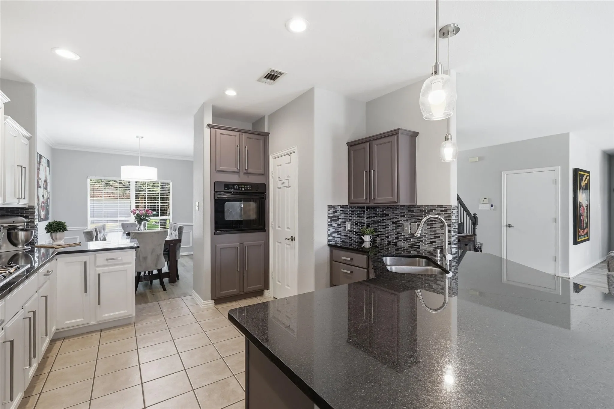 Single Family Residence For Sale in Denton County , 851 Branch Crossing, Lantana, Texas 76226, 4 Bedroom, 3 Bathroom, 2 Garage spaces, 3,015 Sqft, built in 2004, mls#21292728, Real Estate Agent in Lantana, Homes For Sale in Denton county, Homes For Sale in Lantana, Realtor in Lantana Texas, Real Estate Brokerage Independent Realty Texas, Luminita Cordes Realtor