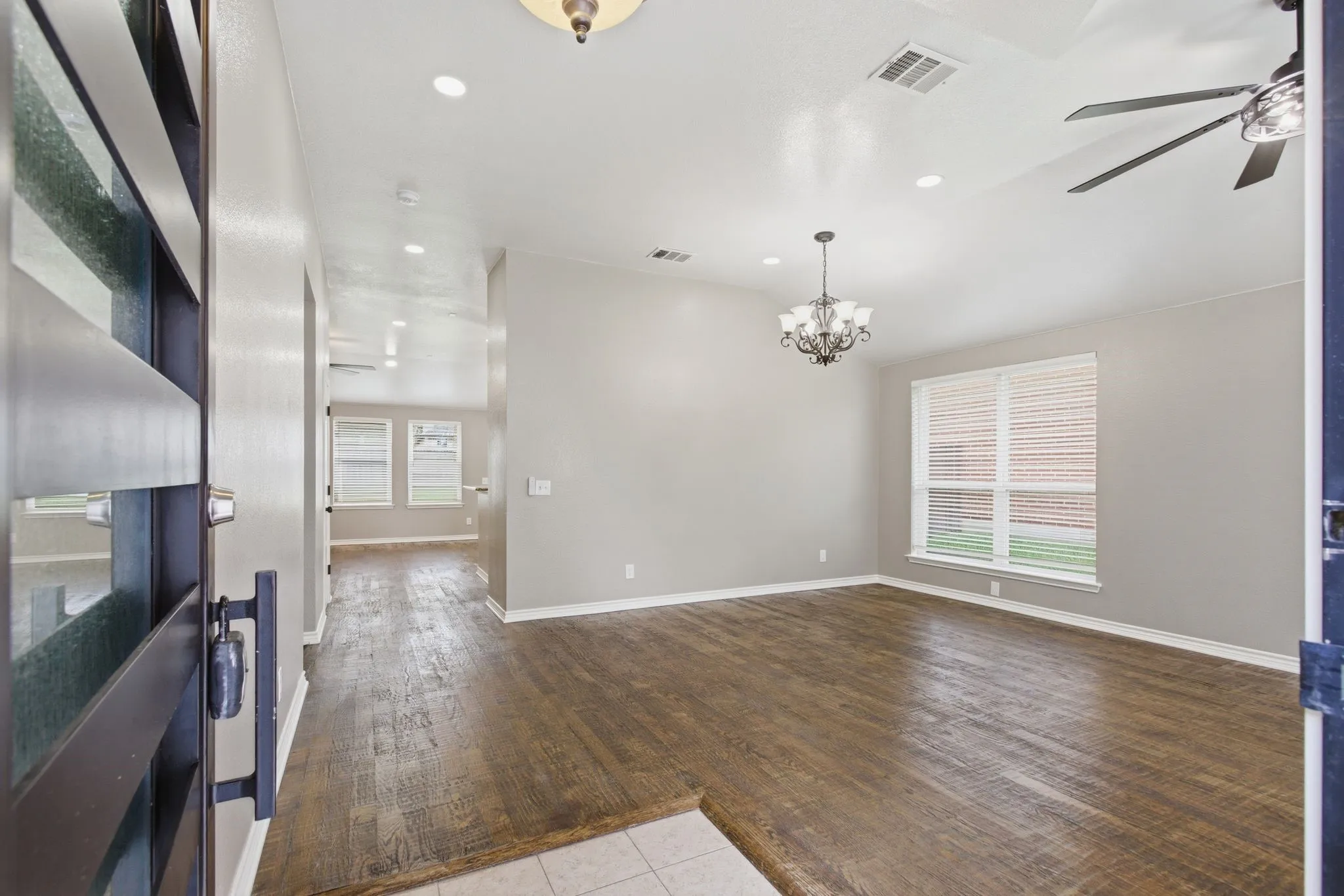 Single Family Residence For Rent in Collin County , 1006 Lake Dallas Drive, Wylie, Texas 75098, 4 Bedroom, 2 Bathroom, 2 Garage spaces, 2,028 Sqft, built in 2000, mls#21311115, Real Estate Agent in Wylie, Homes For Rent in Collin county, Homes For Rent in Wylie, Realtor in Wylie Texas, Real Estate Brokerage Independent Realty Texas, Luminita Cordes Realtor