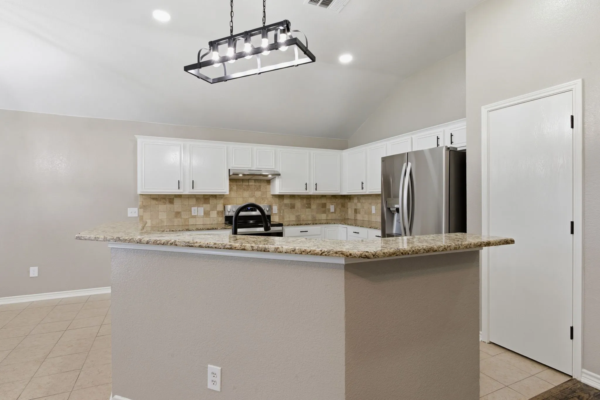 Single Family Residence For Rent in Collin County , 1006 Lake Dallas Drive, Wylie, Texas 75098, 4 Bedroom, 2 Bathroom, 2 Garage spaces, 2,028 Sqft, built in 2000, mls#21311115, Real Estate Agent in Wylie, Homes For Rent in Collin county, Homes For Rent in Wylie, Realtor in Wylie Texas, Real Estate Brokerage Independent Realty Texas, Luminita Cordes Realtor