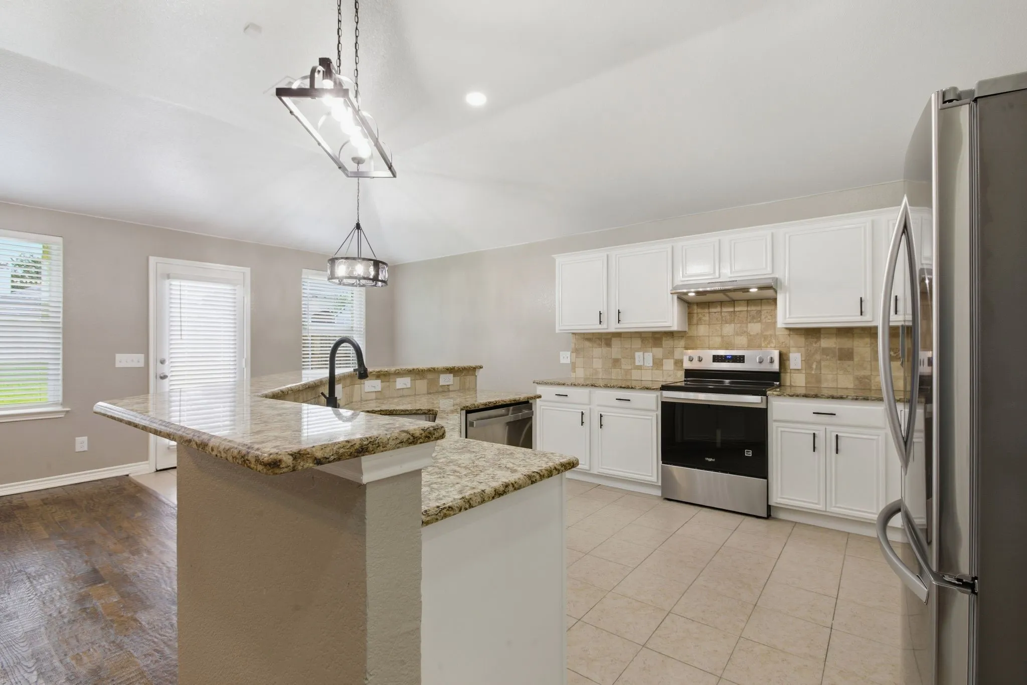 Single Family Residence For Rent in Collin County , 1006 Lake Dallas Drive, Wylie, Texas 75098, 4 Bedroom, 2 Bathroom, 2 Garage spaces, 2,028 Sqft, built in 2000, mls#21311115, Real Estate Agent in Wylie, Homes For Rent in Collin county, Homes For Rent in Wylie, Realtor in Wylie Texas, Real Estate Brokerage Independent Realty Texas, Luminita Cordes Realtor