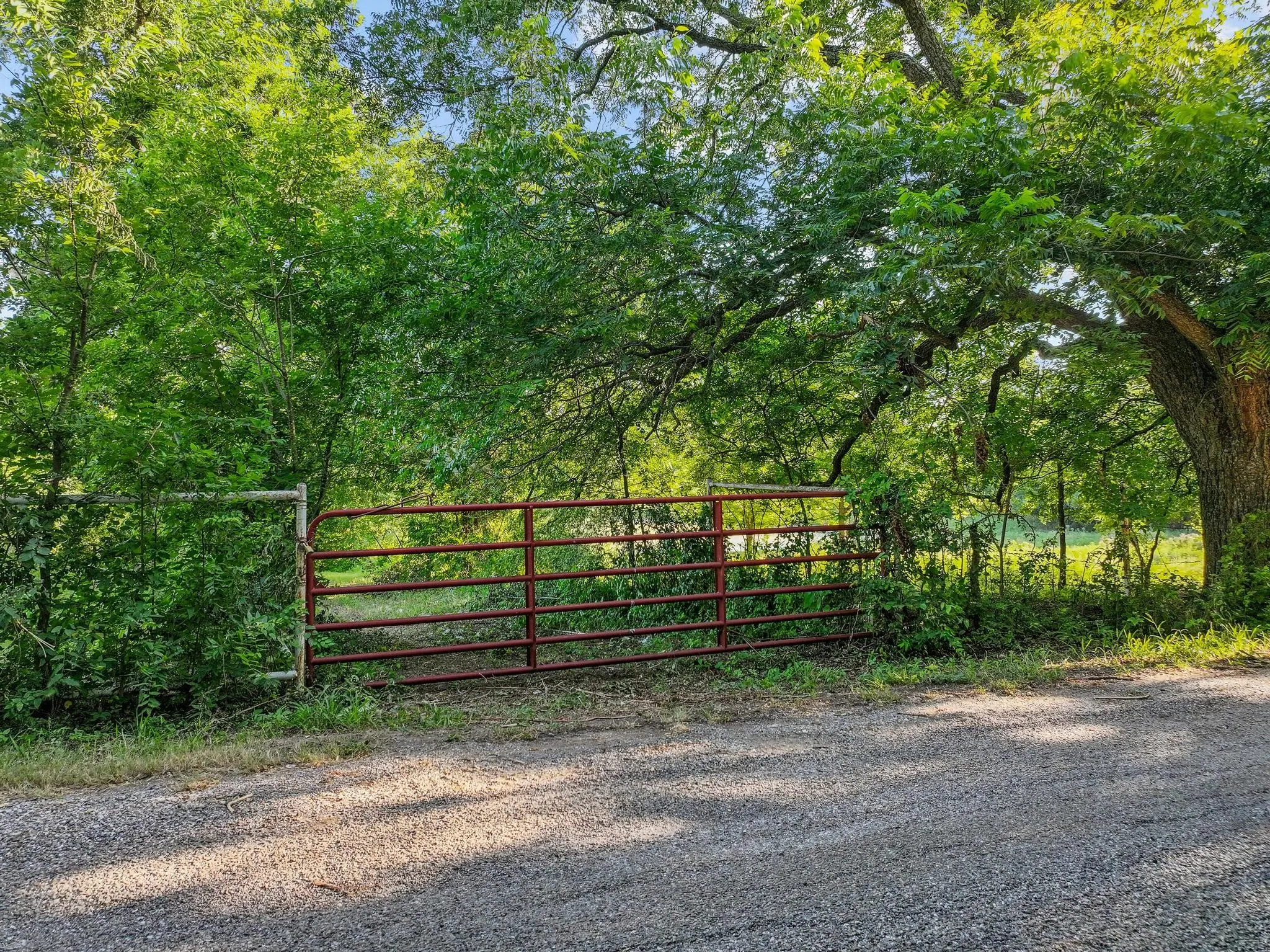 Pipe gate entrance 30 ft wide laneway