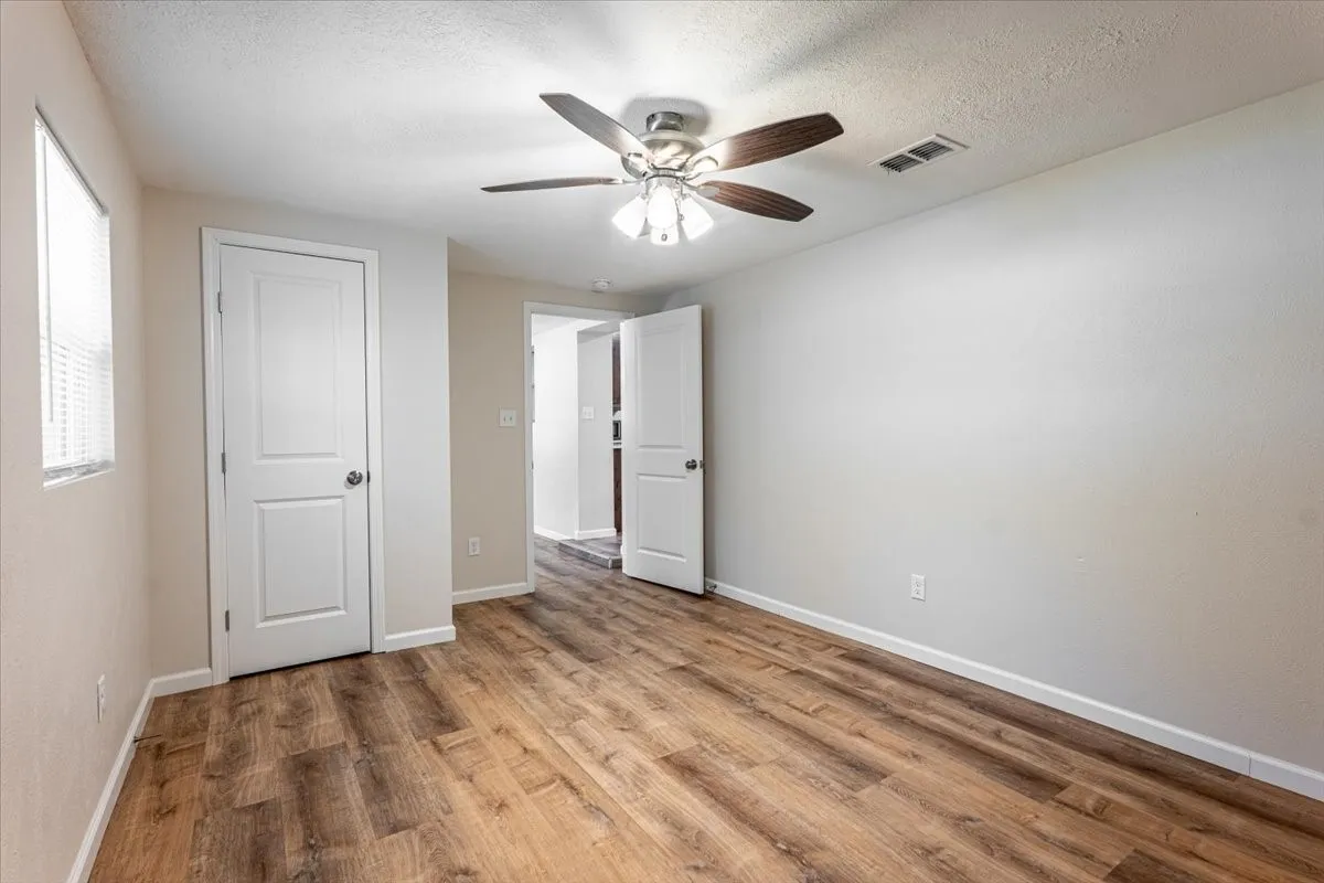 Single Family Residence For Sale in Erath County , 1762 N Mc Cart Street, Stephenville, Texas 76401, 4 Bedroom, 2 Bathroom, 1 Garage spaces, 1,990 Sqft, built in 1963, mls#21305333, Real Estate Agent in Stephenville, Homes For Sale in Erath county, Homes For Sale in Stephenville, Realtor in Stephenville Texas, Real Estate Brokerage Independent Realty Texas, Luminita Cordes Realtor