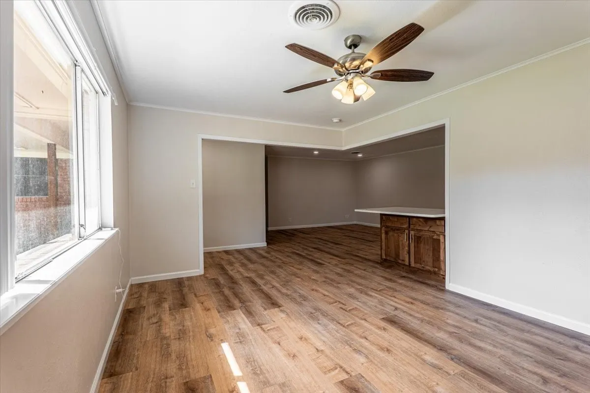 Single Family Residence For Sale in Erath County , 1762 N Mc Cart Street, Stephenville, Texas 76401, 4 Bedroom, 2 Bathroom, 1 Garage spaces, 1,990 Sqft, built in 1963, mls#21305333, Real Estate Agent in Stephenville, Homes For Sale in Erath county, Homes For Sale in Stephenville, Realtor in Stephenville Texas, Real Estate Brokerage Independent Realty Texas, Luminita Cordes Realtor