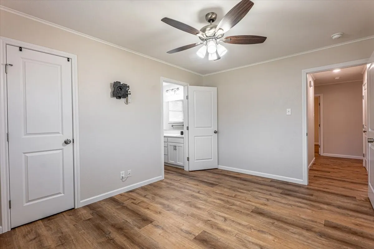 Single Family Residence For Sale in Erath County , 1762 N Mc Cart Street, Stephenville, Texas 76401, 4 Bedroom, 2 Bathroom, 1 Garage spaces, 1,990 Sqft, built in 1963, mls#21305333, Real Estate Agent in Stephenville, Homes For Sale in Erath county, Homes For Sale in Stephenville, Realtor in Stephenville Texas, Real Estate Brokerage Independent Realty Texas, Luminita Cordes Realtor