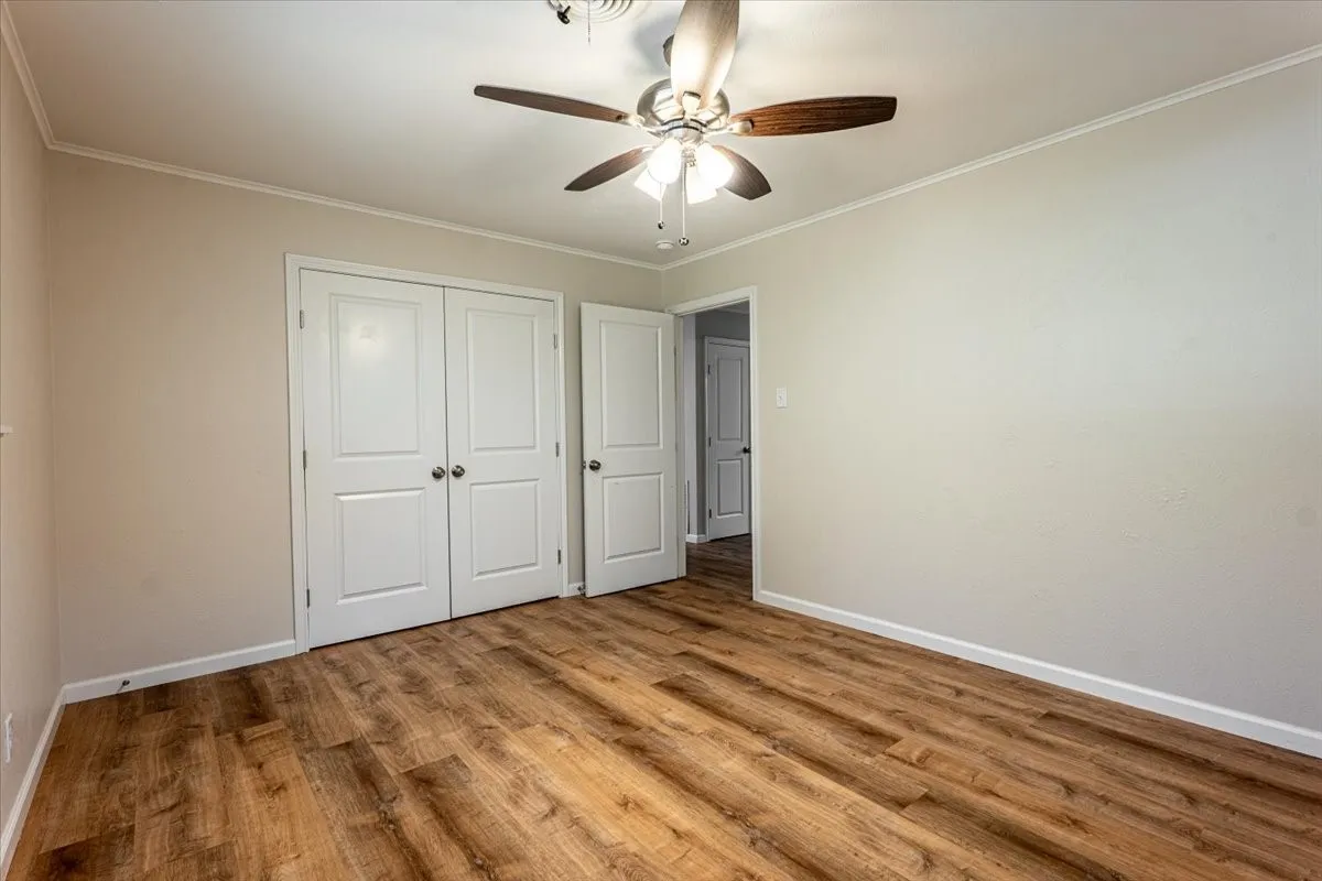 Single Family Residence For Sale in Erath County , 1762 N Mc Cart Street, Stephenville, Texas 76401, 4 Bedroom, 2 Bathroom, 1 Garage spaces, 1,990 Sqft, built in 1963, mls#21305333, Real Estate Agent in Stephenville, Homes For Sale in Erath county, Homes For Sale in Stephenville, Realtor in Stephenville Texas, Real Estate Brokerage Independent Realty Texas, Luminita Cordes Realtor