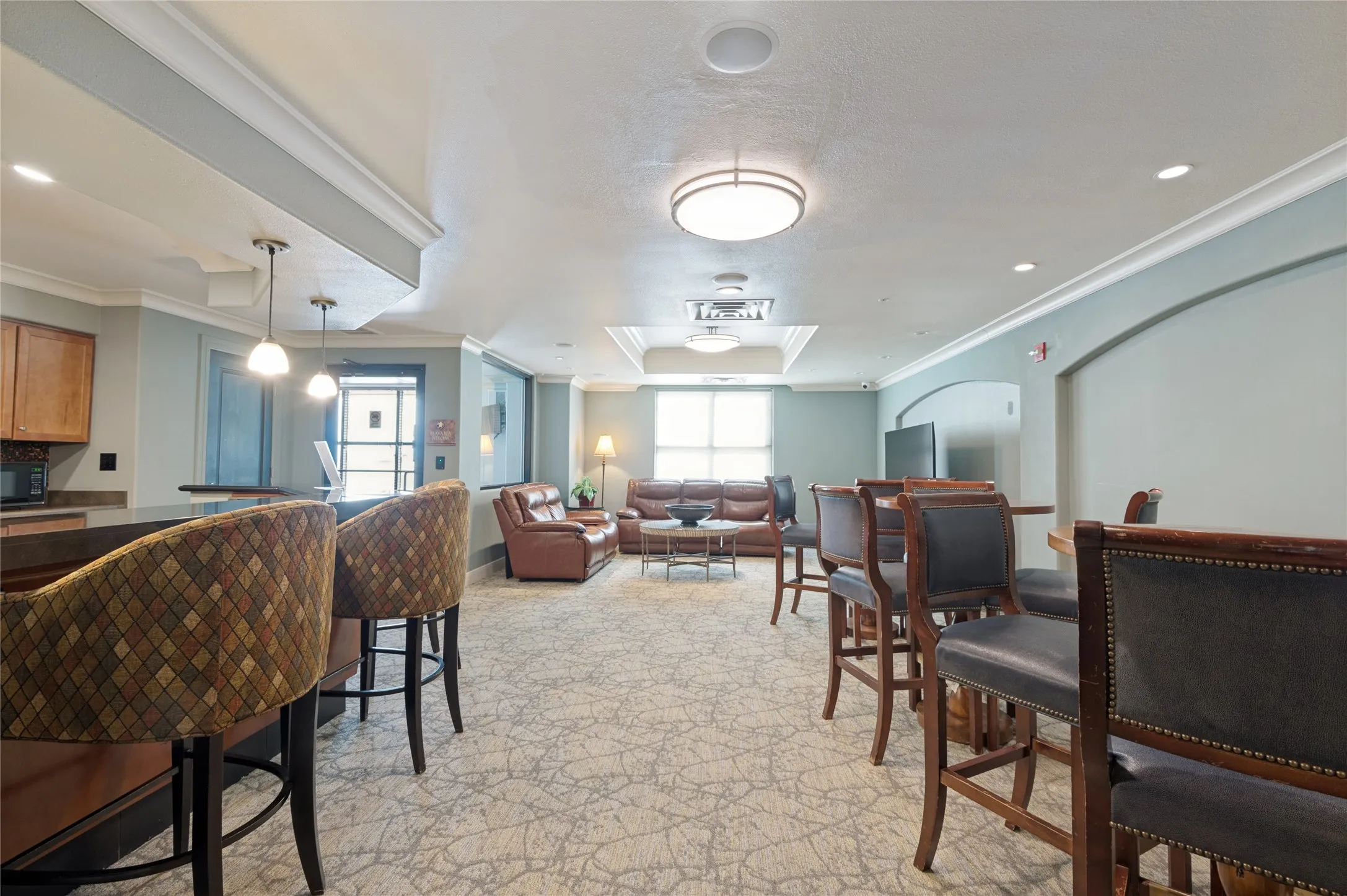 Grand Salon on 6th floor is an ideal place to entertain or gather with friends and neighbors