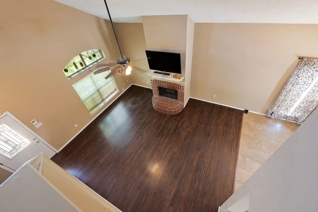 Single Family Residence For Sale in Tarrant County , 2085 Paint Pony Lane, Keller, Texas 76248, 4 Bedroom, 2 Bathroom, 2 Garage spaces, 1,744 Sqft, built in 1991, mls#21311166, Real Estate Agent in Keller, Homes For Sale in Tarrant county, Homes For Sale in Keller, Realtor in Keller Texas, Real Estate Brokerage Independent Realty Texas, Luminita Cordes Realtor